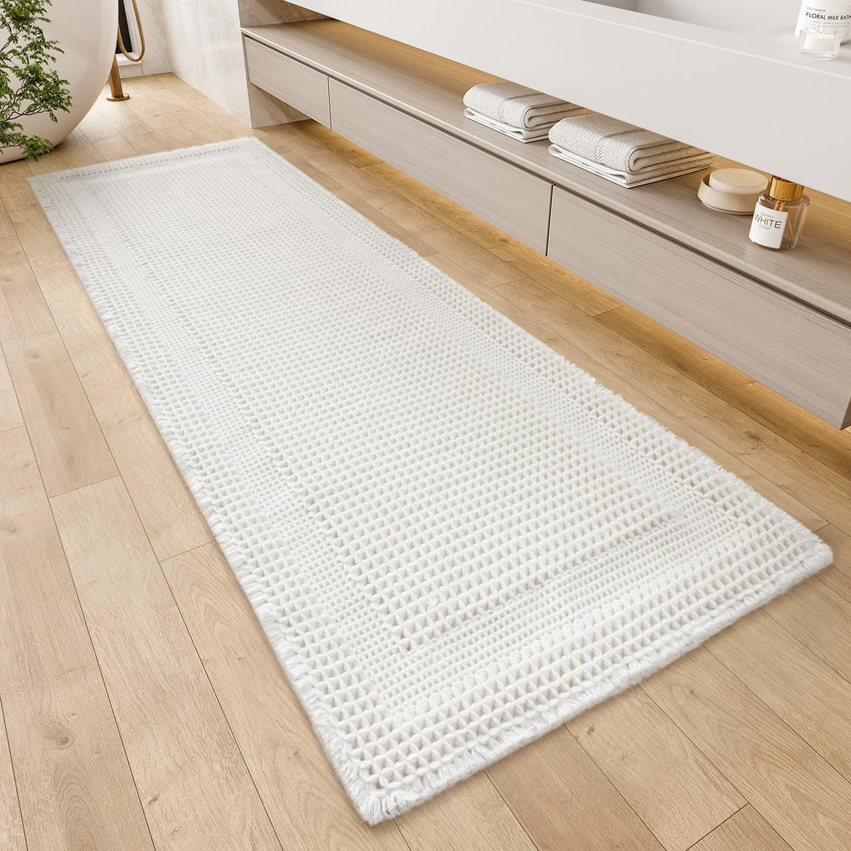 AMOAMI Waffle Bath Mat, Absorbent Bathroom Rugs Non Slip 17''x24'' Beige