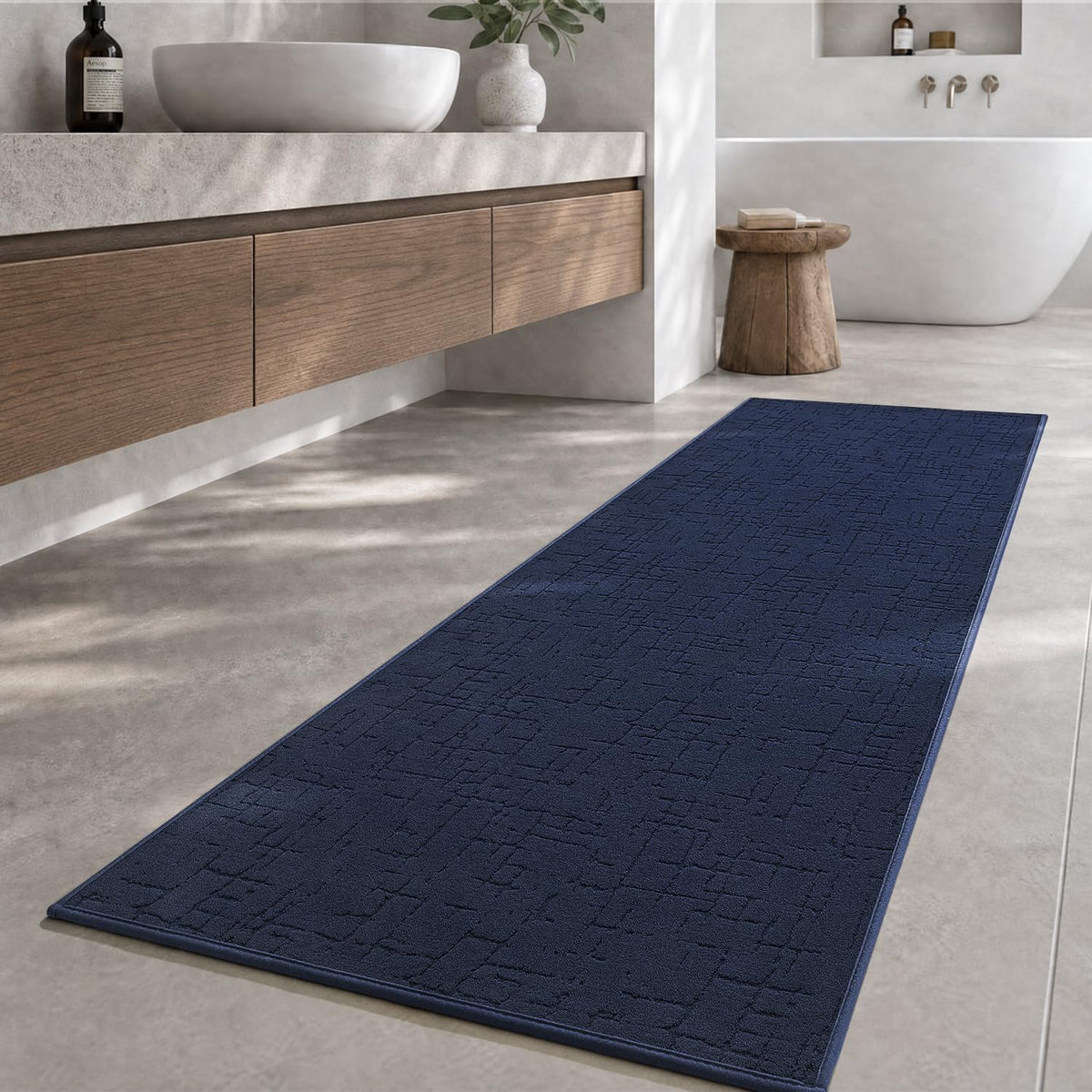 AMOAMI-Bath Mat-Absorbent Quick Dry Bathroom Floor Mats-Washable Rubber Backing Bath Mats for Bathroom Rugs Fit Under Door-Bath Rug for in Front of Sink Bathtub Shower Room, Grey 17''x24''