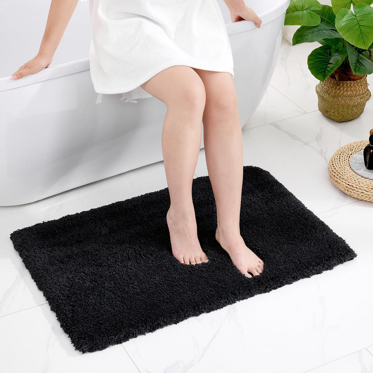 Disolla Gray Bathroom Rugs 17x24, Microfiber Non-Slip Plush Small Bath Mat