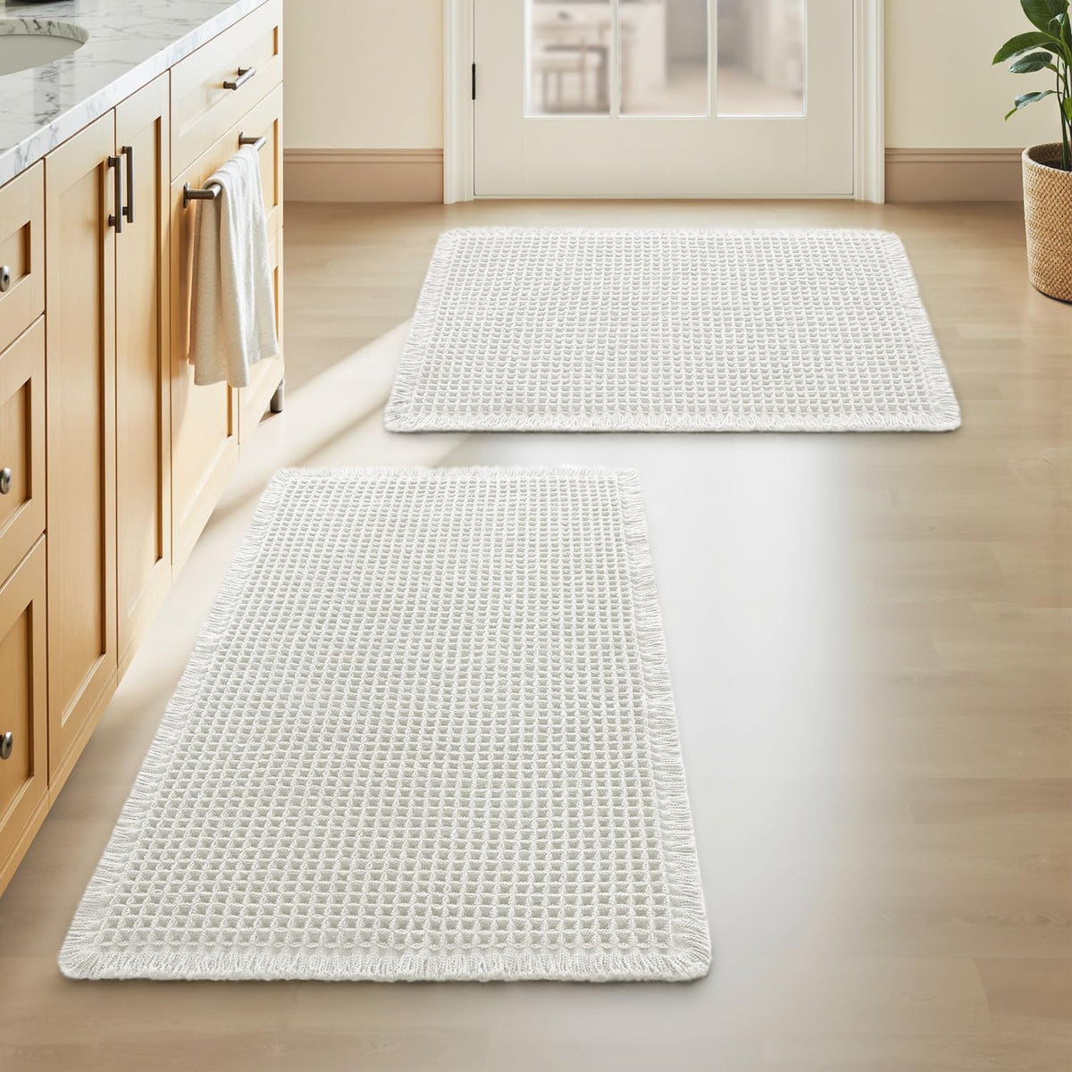 Upgraded Waffle Bath Mat Ultra Absorbent Non Slip Bathroom Mat, 18" x 30"