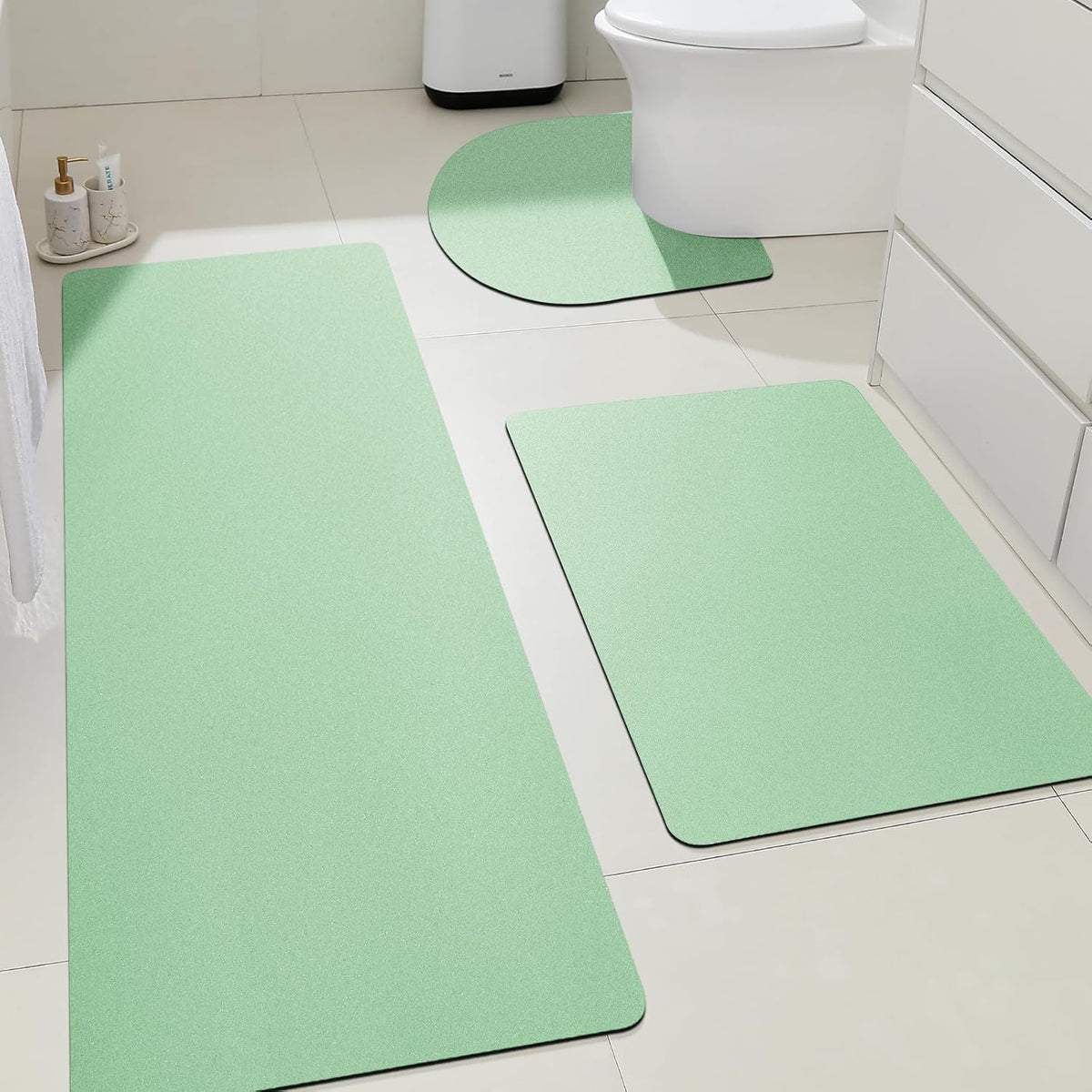 ACCUMTEK Non Slip Bath Mat, Thin Bathroom Rugs Fit Under Door, Quick Dry Bath Mats, Machine Washable Bath Rugs for Bathroom, Bathtub & Kitchen, Grey/Bordered/24 x17