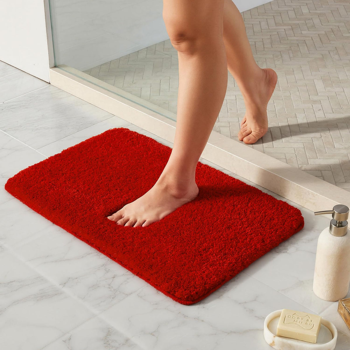 TYUU Black Bathroom Rug, Ultra Soft Bath Rugs Non Slip Washable, Super Absorbent Quick Dry Small Bath Mat with Rubber Backing for Bathroom Floor, Shower, or Sink, Black 16" x 24"