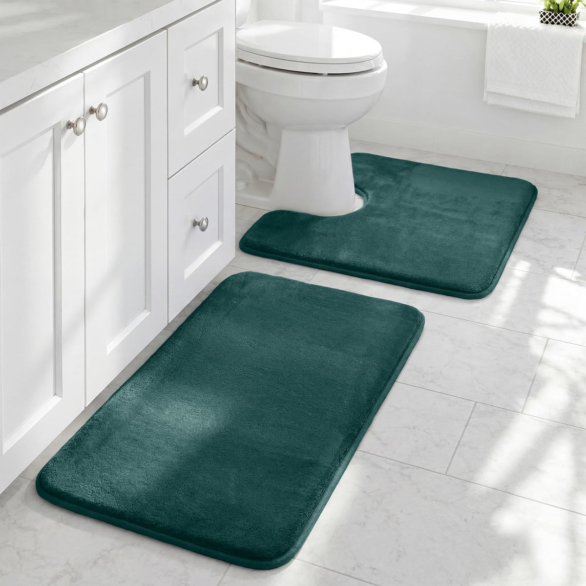 HUXMEYSON Bathroom Rugs Sets 3 Piece, Non-Slip & Quick Dry Bath Mat Set, Ultra Soft Velvet Bath Rugs for Bathroom, Toilet and Shower Floor, Grey