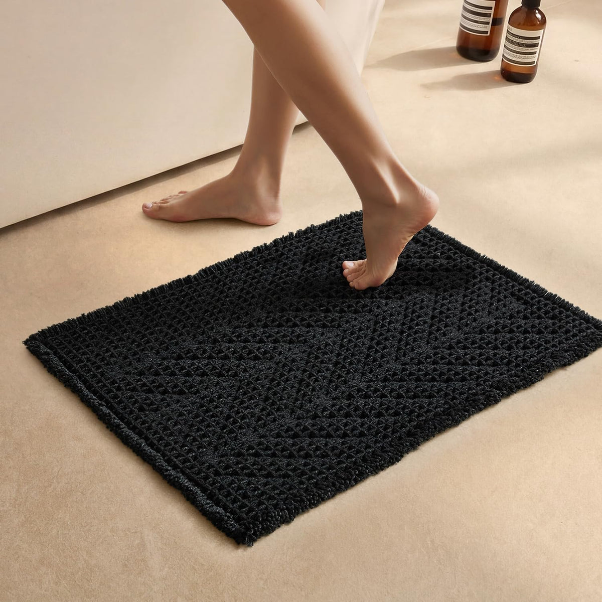 Sunfly Boho Bathroom Rug, Herringbone Waffle Bath Mat Non-Slip Washable Super Absorbent Quick Dry, Farmhouse Bath Mat for Bathroom Floor Decor 20"*30" Khaki