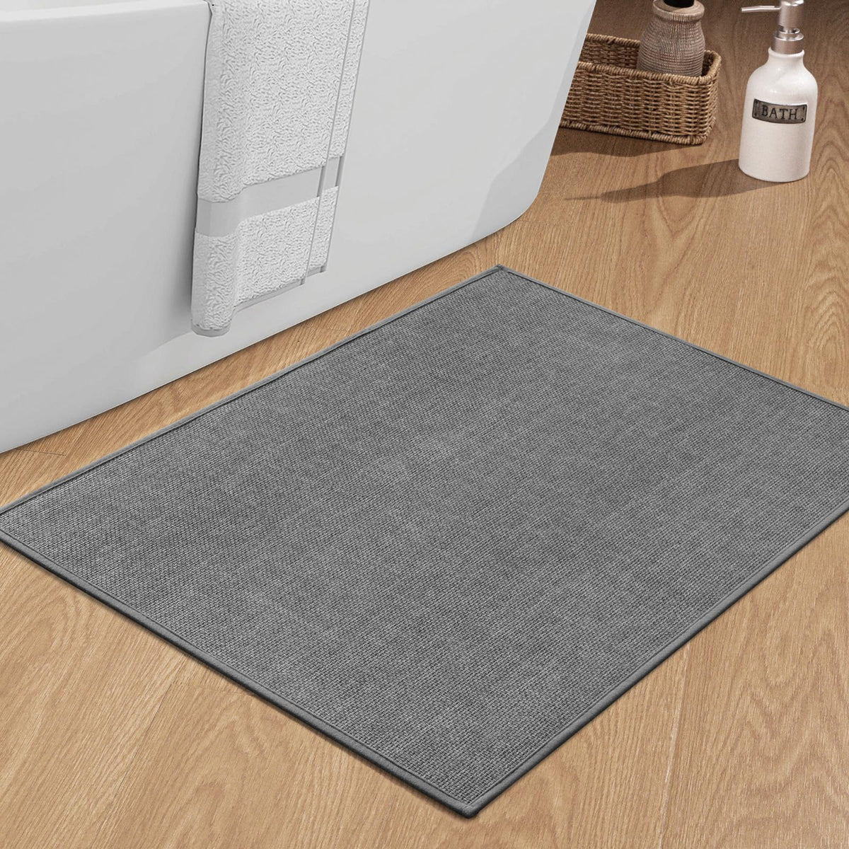 chakme Bathroom Rugs Mat 24x17, Ultra Thin Non Slip Bath Mat Small Quick Dry Absorbent Bath Mat for Bathroom Floor, (Black, 24"x17")