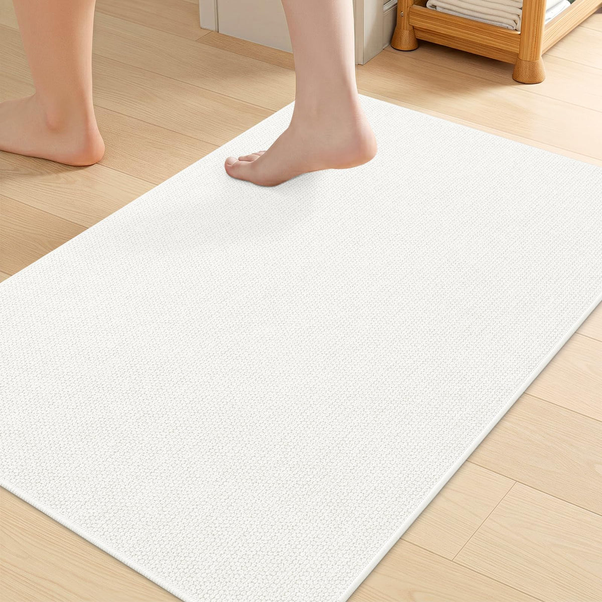 Smiry Ultra Thin Bath Mat 27x17, Non Slip Rubber Washable Bathroom Rugs