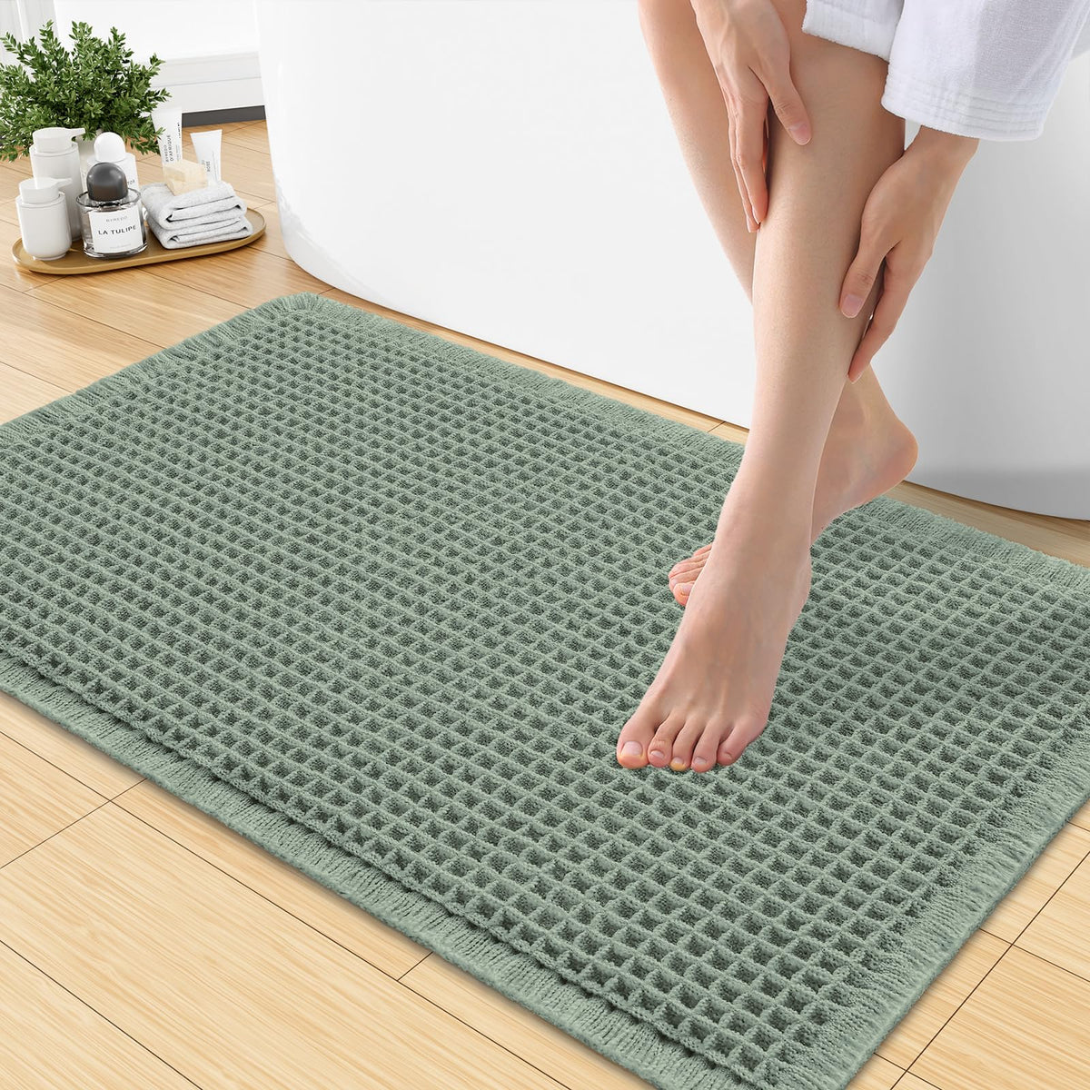 Smiry Waffle Bath Mat 24X16, Soft Absorbent Bathroom Rugs, Brown & Cream