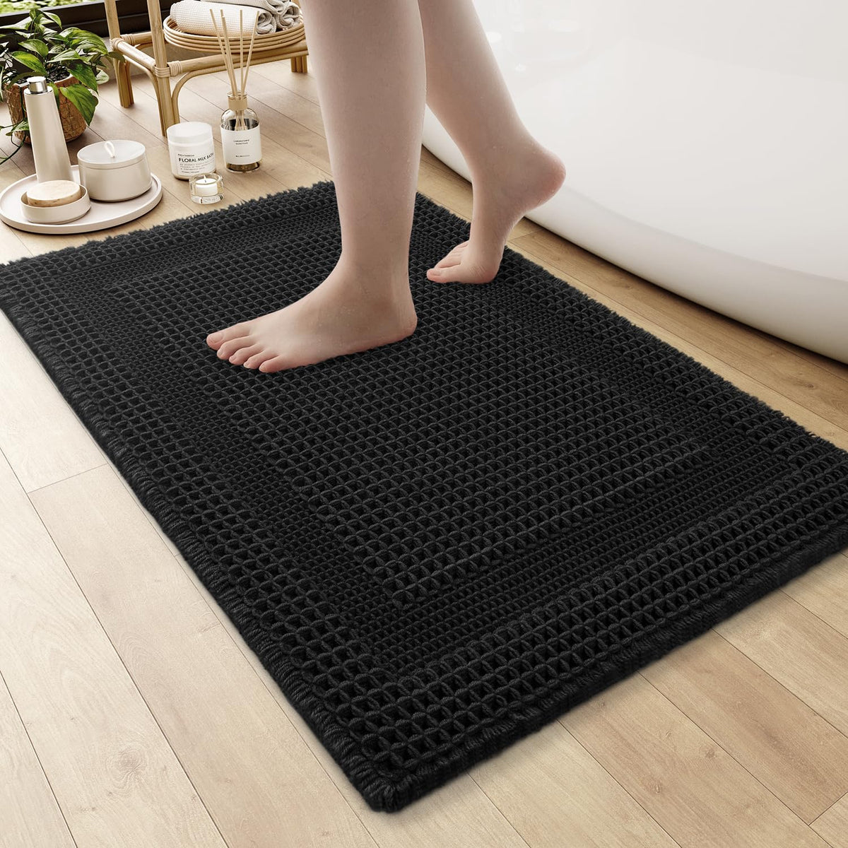 AMOAMI Waffle Bath Mat, Absorbent Bathroom Rugs Non Slip 17''x24'' Beige