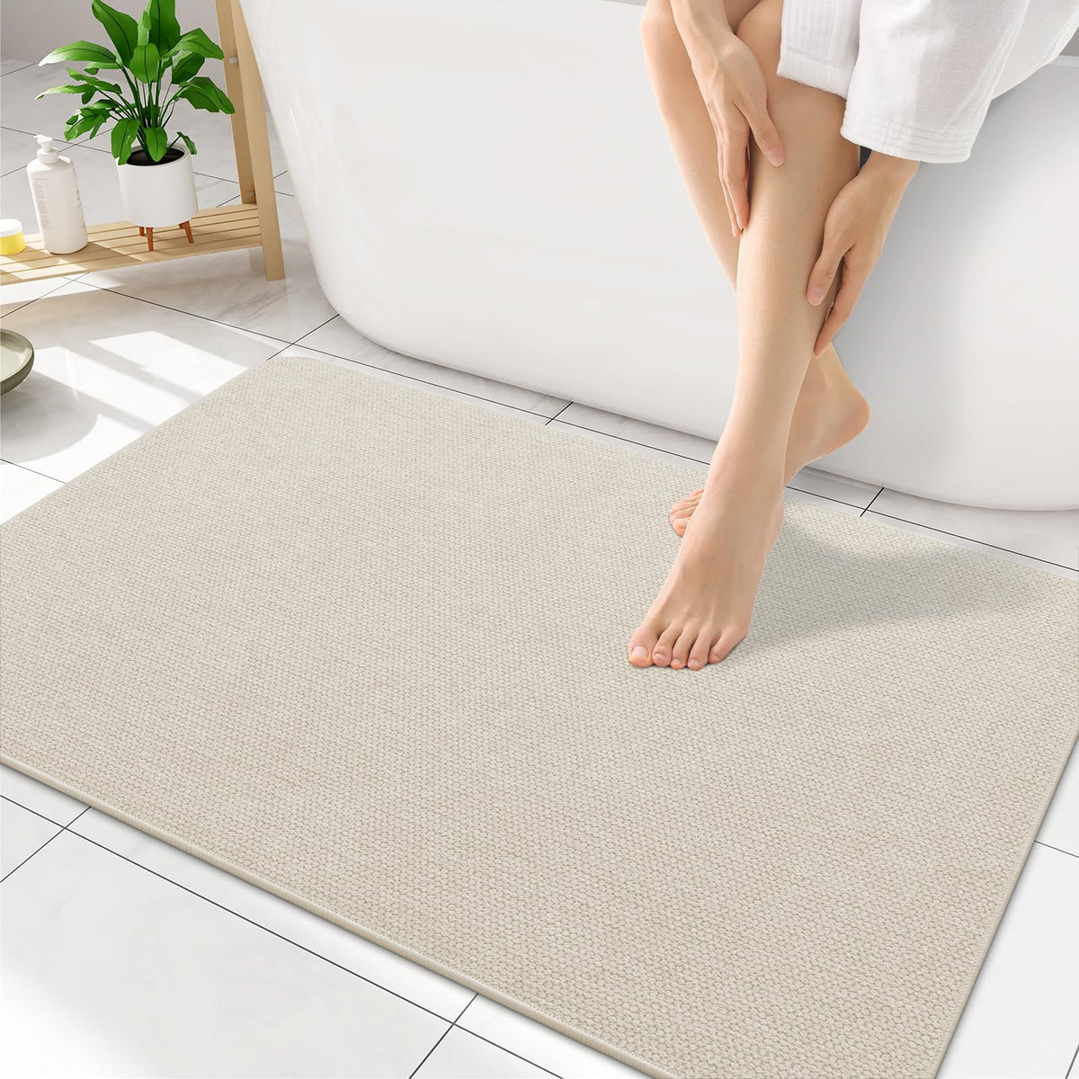 Smiry Ultra Thin Bath Mat 27x17, Non Slip Rubber Washable Bathroom Rugs