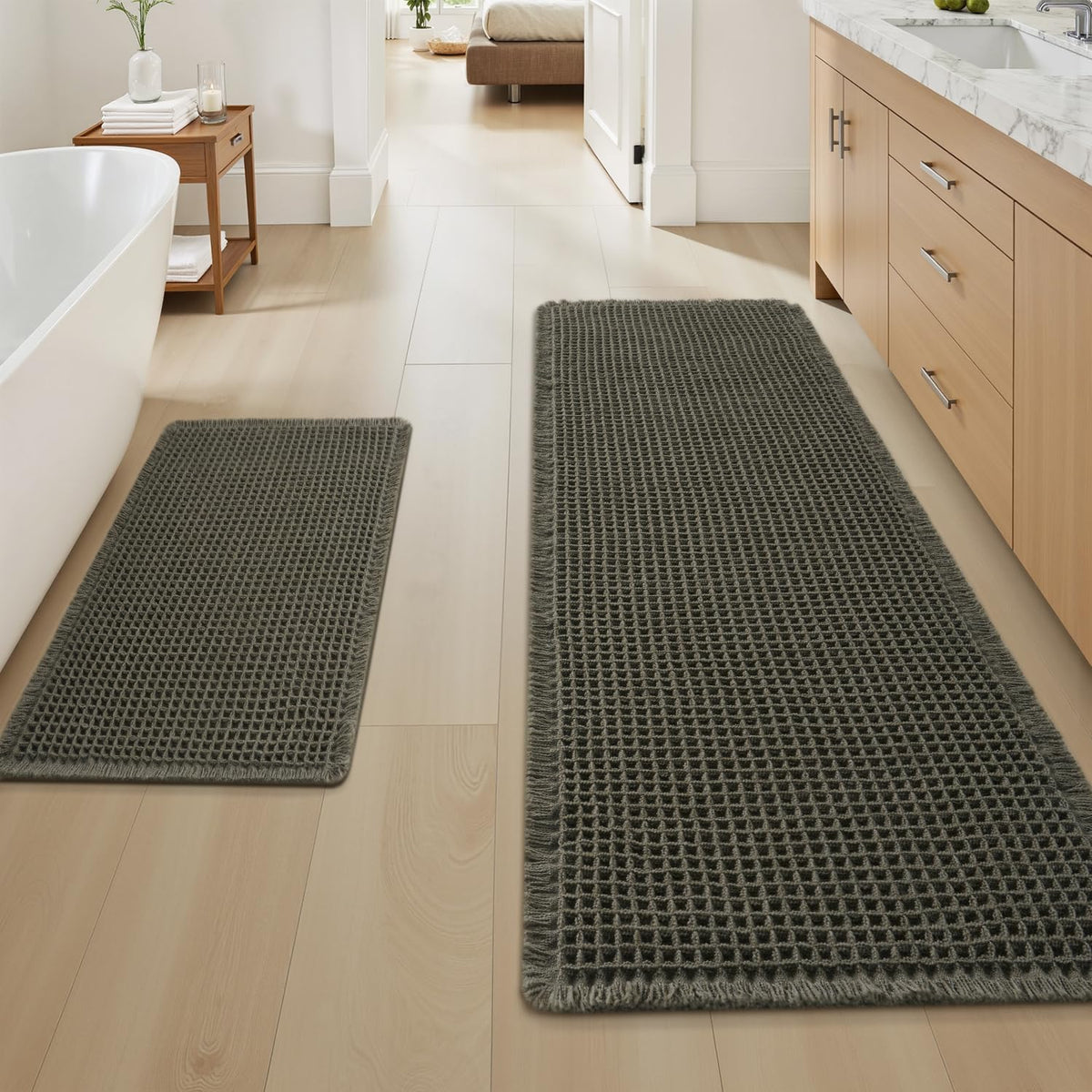 Upgraded Waffle Bath Mat Ultra Absorbent Non Slip Bathroom Mat, 18" x 30"