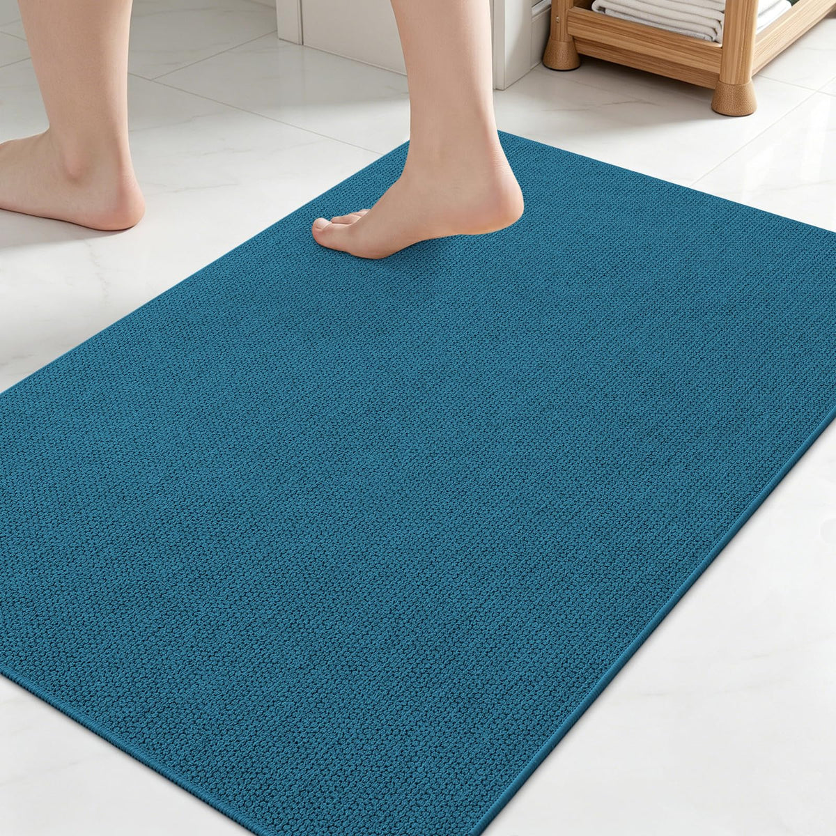 Smiry Ultra Thin Bath Mat 27x17, Non Slip Rubber Washable Bathroom Rugs