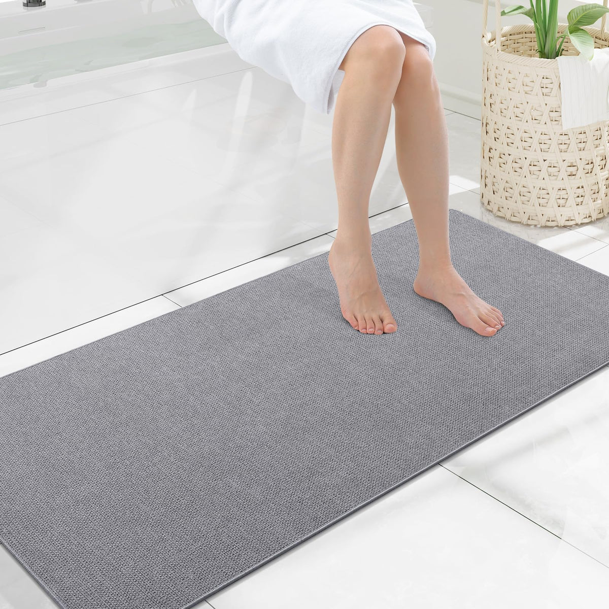 Smiry Ultra Thin Bath Mat 27x17, Non Slip Rubber Washable Bathroom Rugs
