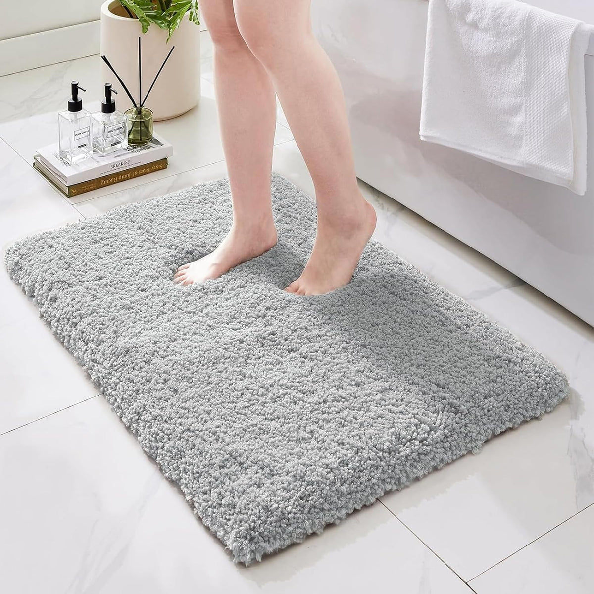 Microfiber Bathroom Rugs 24x17 Absorbent Soft Non Slip, Blue