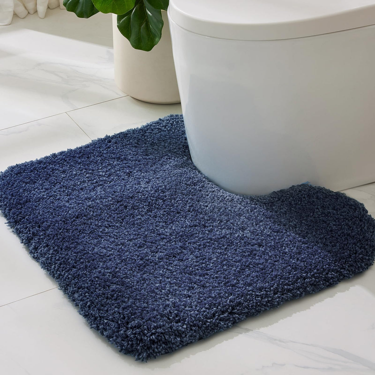 ILANGO Bathroom Rugs 24" × 17", Extra Soft Absorbent Microfiber Bath Rugs