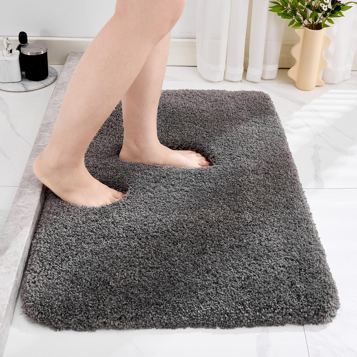 Disolla Gray Bathroom Rugs 17x24, Microfiber Non-Slip Plush Small Bath Mat