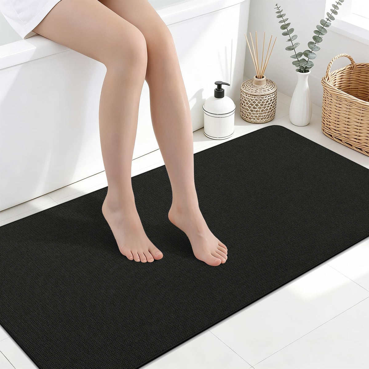 Smiry Ultra Thin Bath Mat 27x17, Non Slip Rubber Washable Bathroom Rugs