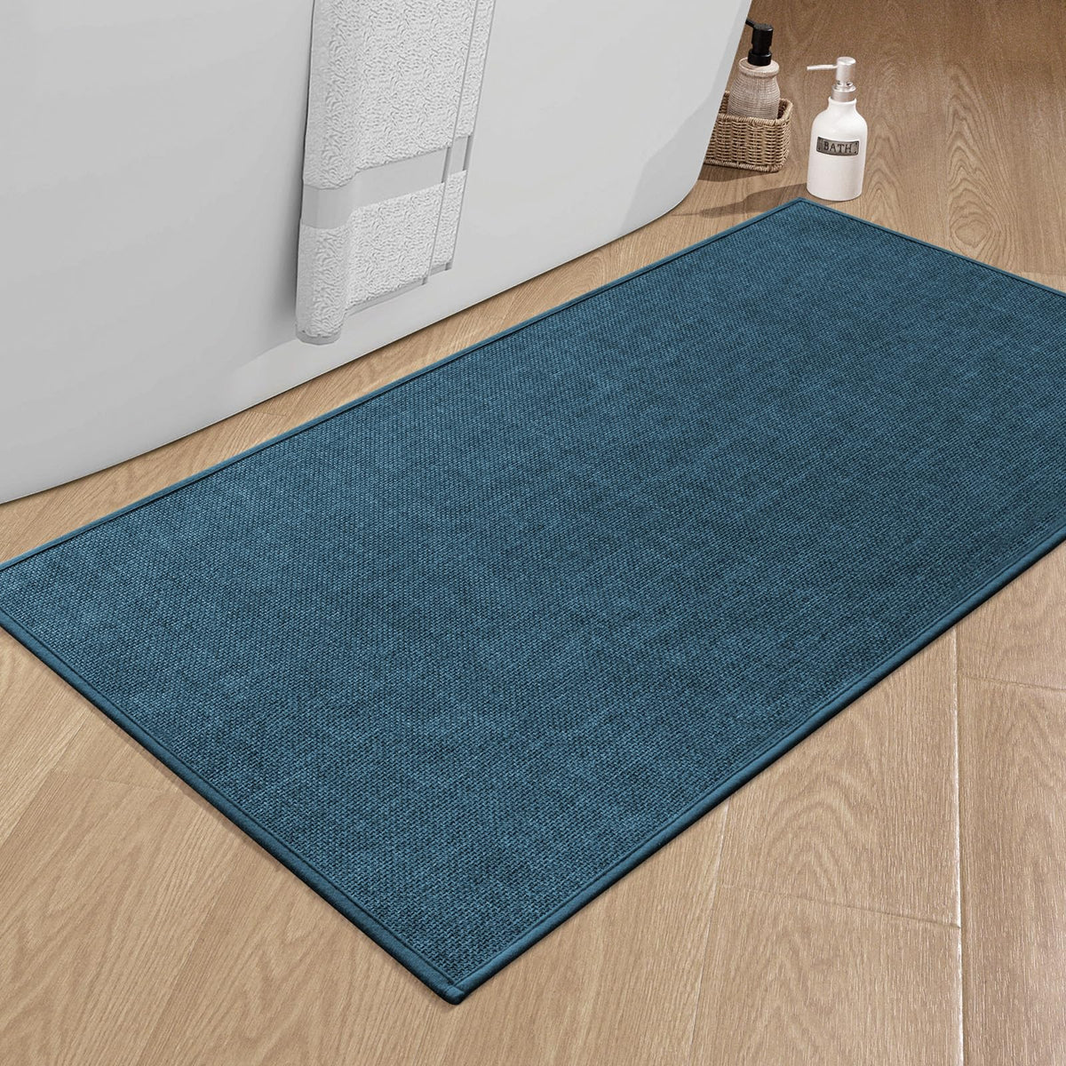 chakme Bathroom Rugs Mat 24x17, Ultra Thin Non Slip Bath Mat Small Quick Dry Absorbent Bath Mat for Bathroom Floor, (Black, 24"x17")
