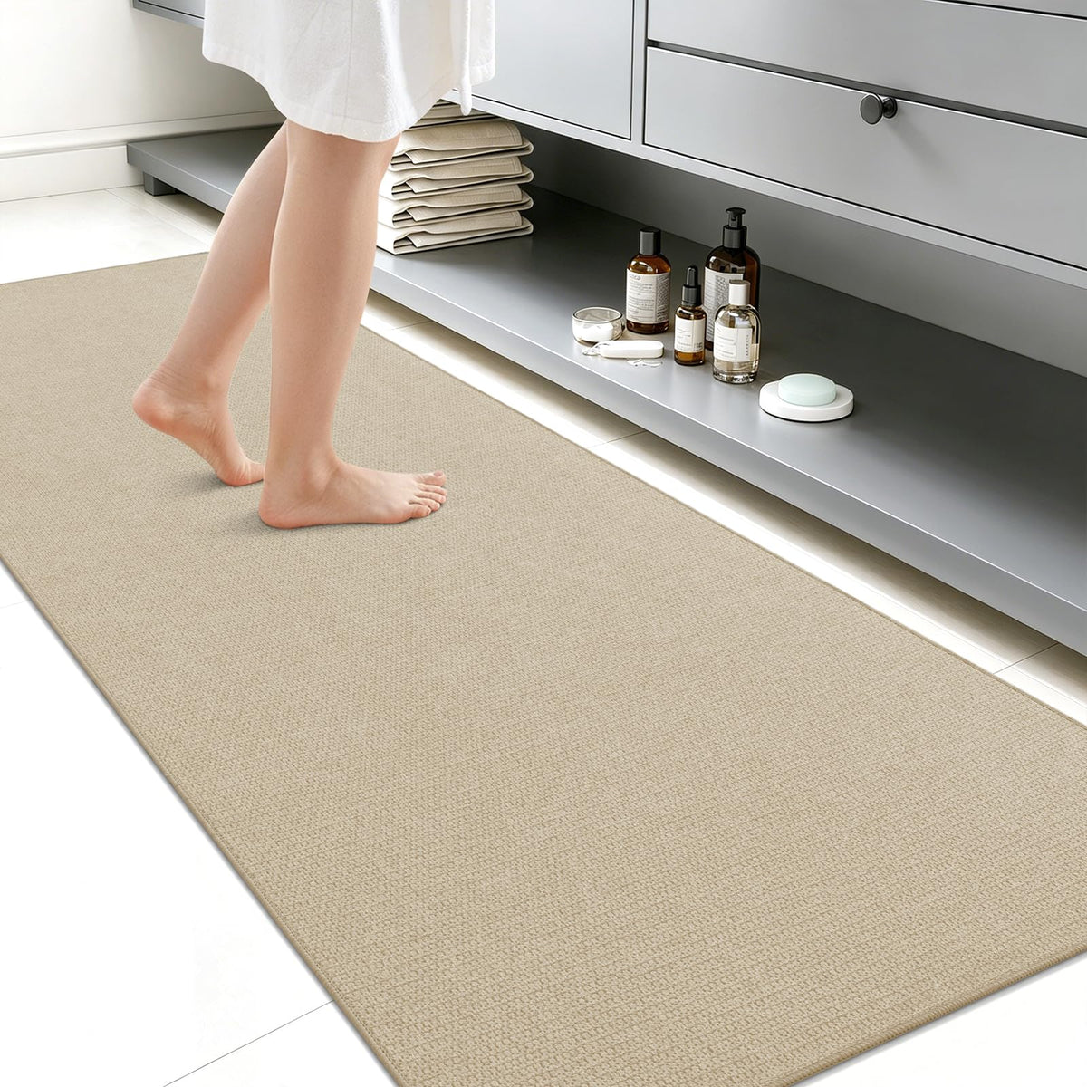 Smiry Ultra Thin Bath Mat 27x17, Non Slip Rubber Washable Bathroom Rugs