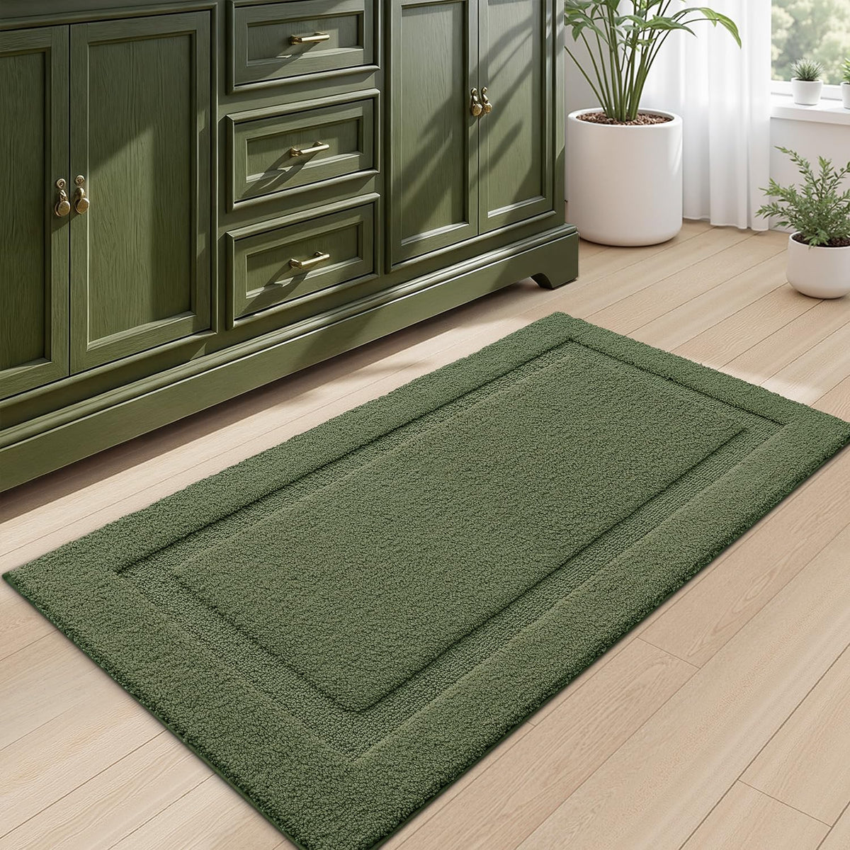 LUMI Ultra Soft Bathroom Rugs Absorbent, Non Slip Bath Mat 24x36, White