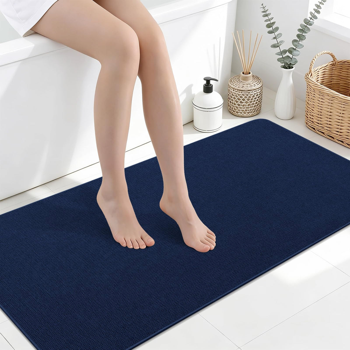 Smiry Ultra Thin Bath Mat 27x17, Non Slip Rubber Washable Bathroom Rugs