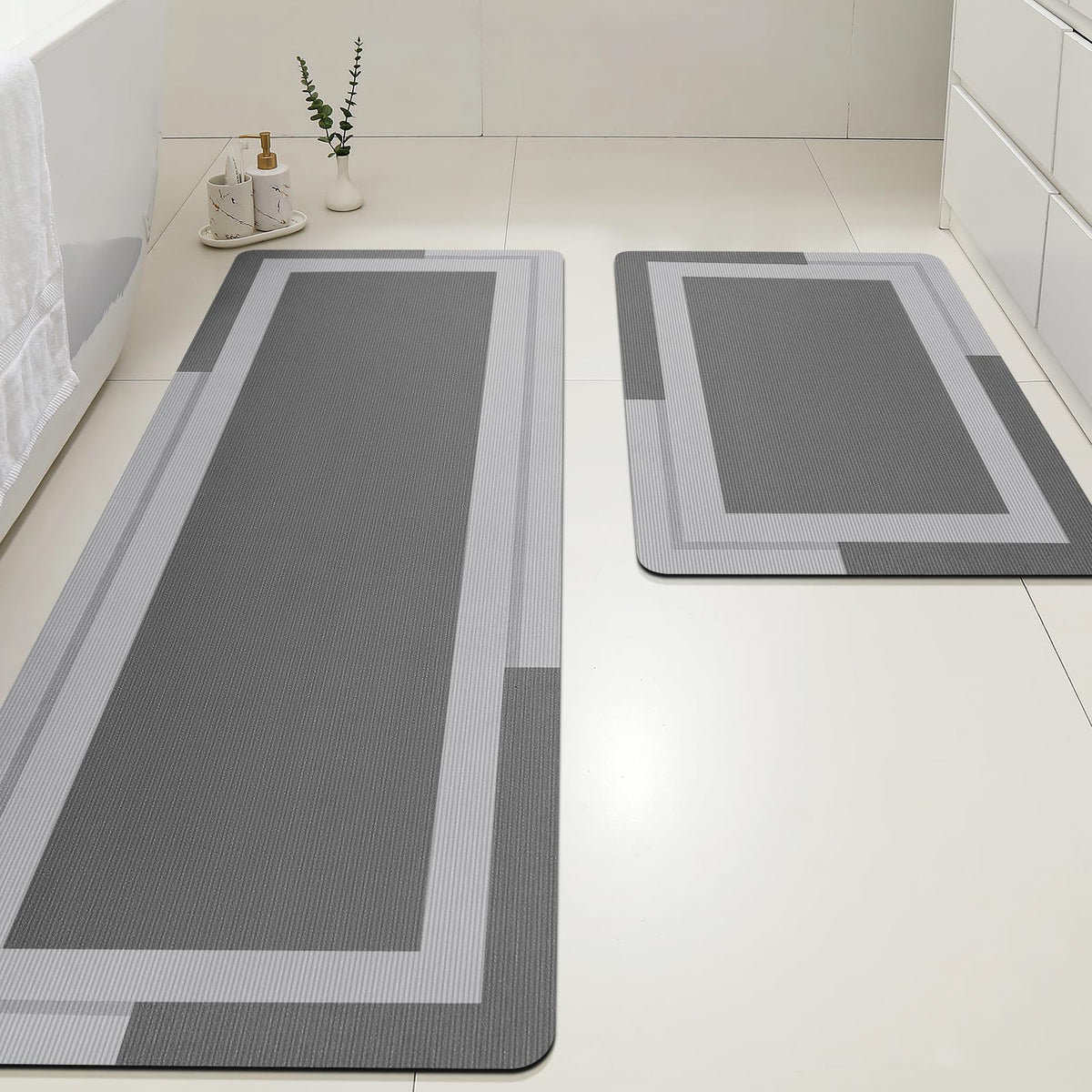ACCUMTEK Non Slip Bath Mat, Thin Bathroom Rugs Fit Under Door, Quick Dry Bath Mats, Machine Washable Bath Rugs for Bathroom, Bathtub & Kitchen, Grey/Bordered/24 x17