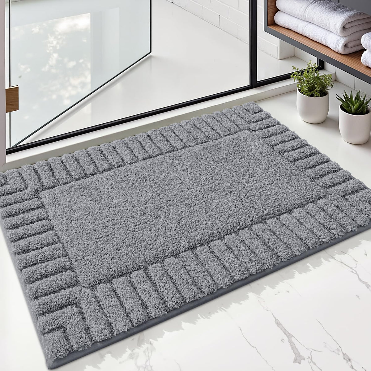 LUMI Soft Bathroom Rugs Absorbent, Non Slip Bath Mat 16x24, Beige