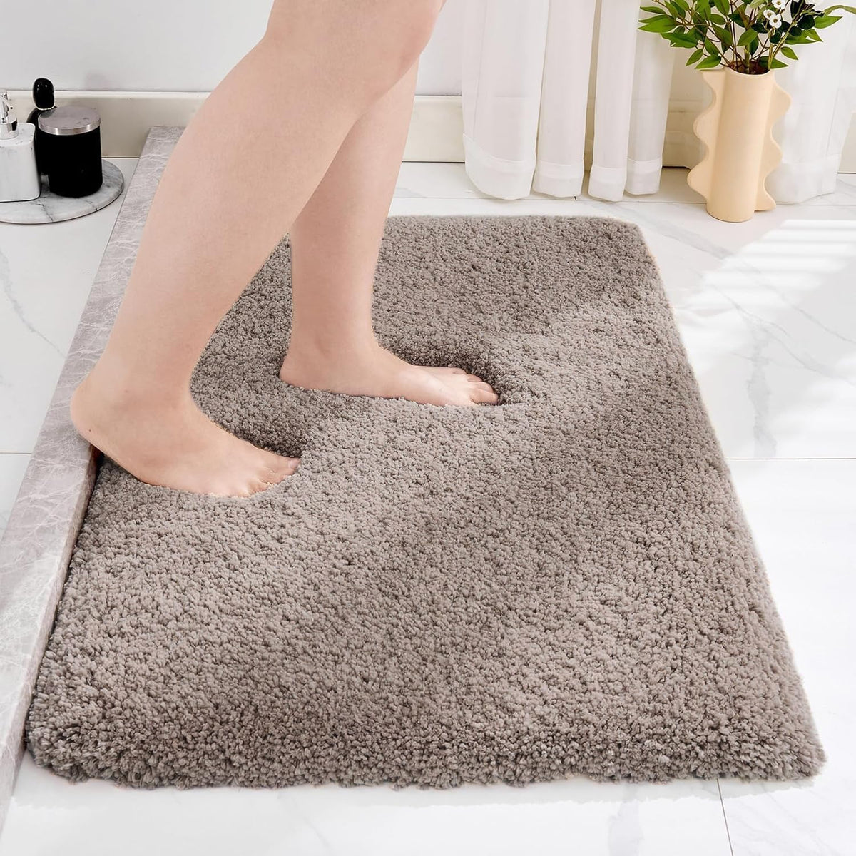 Disolla Gray Bathroom Rugs 17x24, Microfiber Non-Slip Plush Small Bath Mat