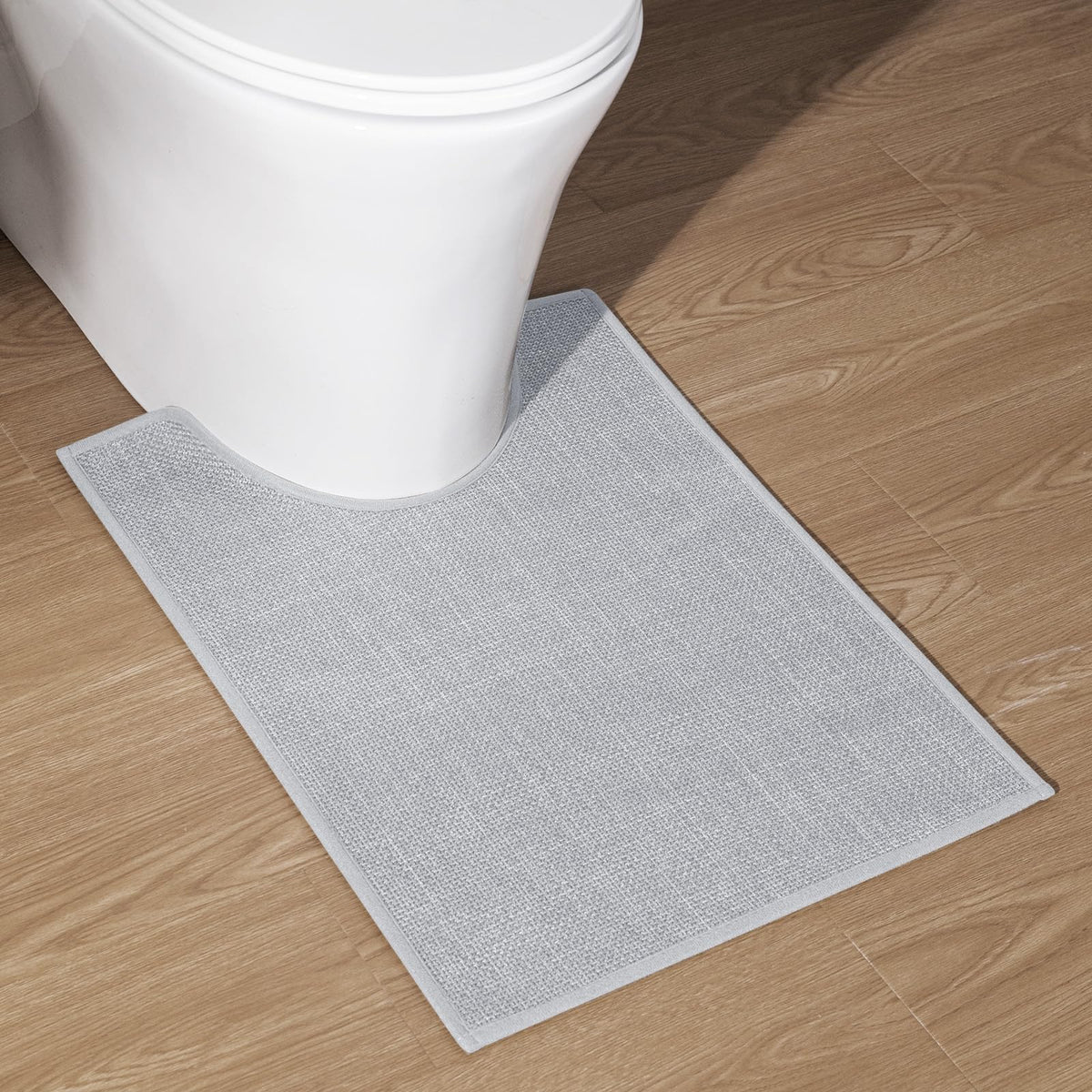 chakme Bathroom Rugs Mat 24x17, Ultra Thin Non Slip Bath Mat Small Quick Dry Absorbent Bath Mat for Bathroom Floor, (Black, 24"x17")
