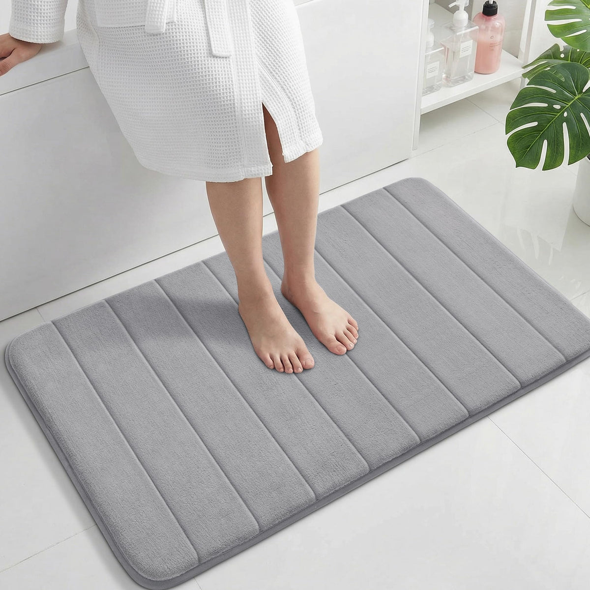 Yimobra Memory Foam Bath Mat, Super Soft Absorbent Bathroom Rug Non Slip 31.5x20 Inch, Quick Dry, Machine Washable Floor Carpet for Tub Shower, Home Decor Accessories, Beige