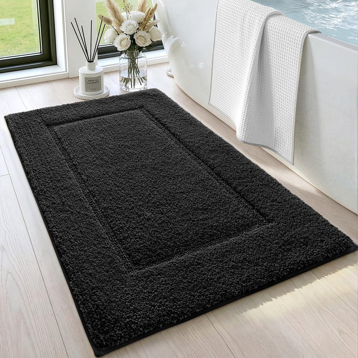 DEXI Bath Mat 24x16, Soft Absorbent Bathroom Rugs Non Slip, White