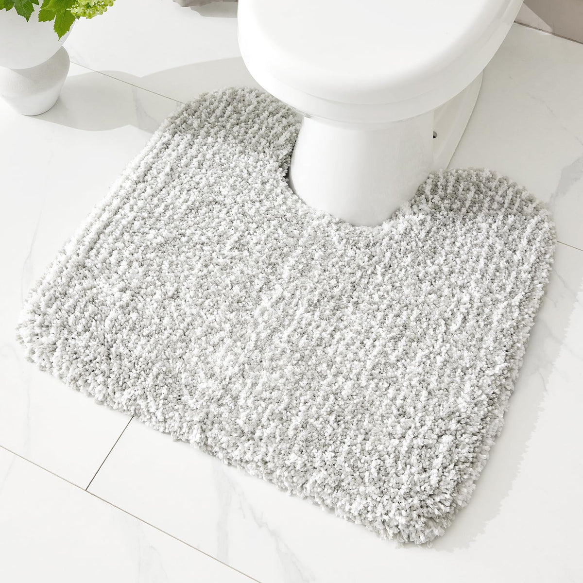 ILANGO Bathroom Rugs 24" × 17", Extra Soft Absorbent Microfiber Bath Rugs