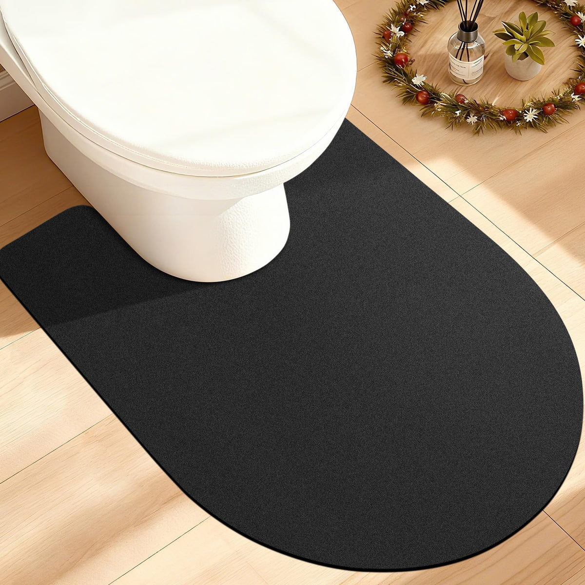 ACCUMTEK Non Slip Bath Mat, Thin Bathroom Rugs Fit Under Door, Quick Dry Bath Mats, Machine Washable Bath Rugs for Bathroom, Bathtub & Kitchen, Grey/Bordered/24 x17