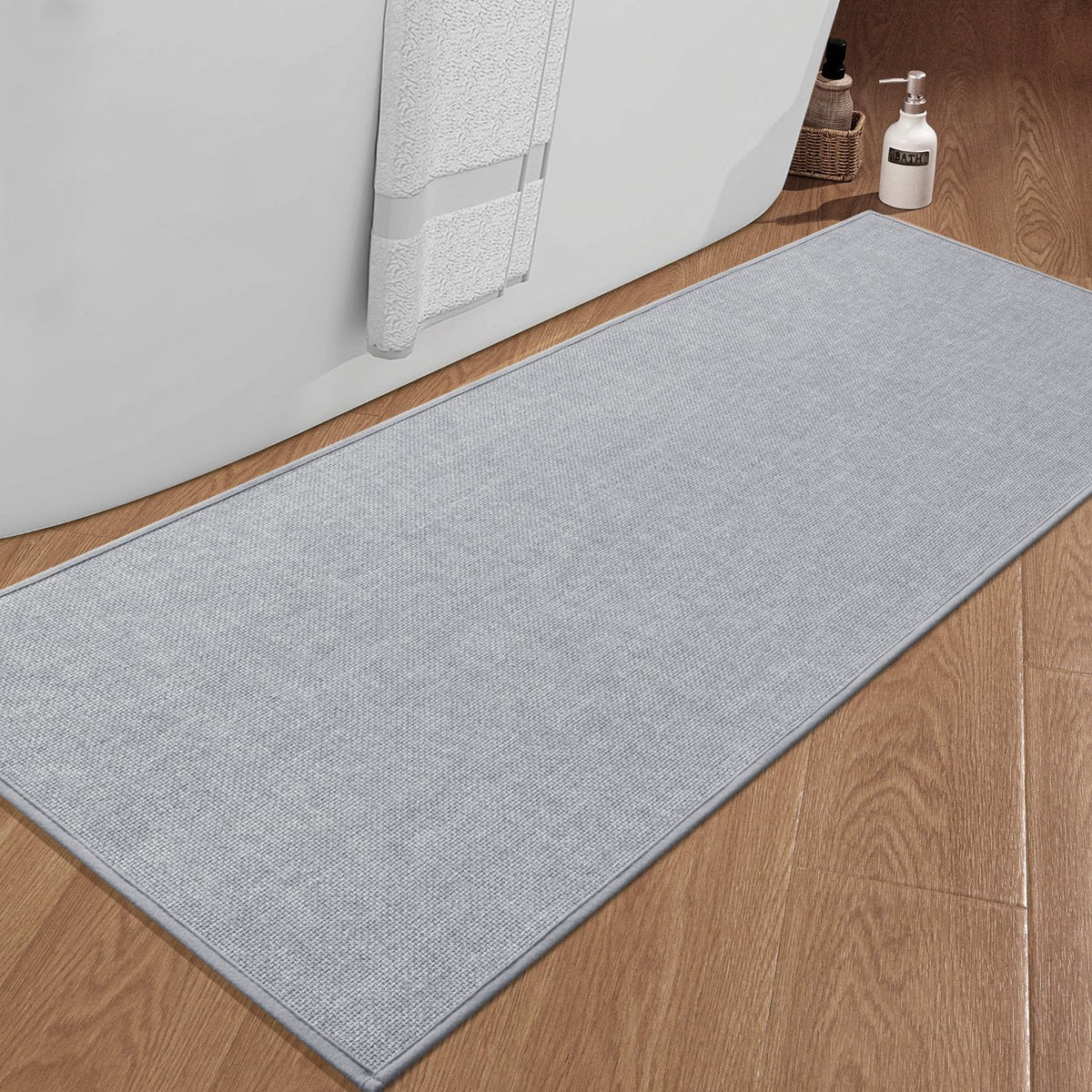 chakme Bathroom Rugs Mat 24x17, Ultra Thin Non Slip Bath Mat Small Quick Dry Absorbent Bath Mat for Bathroom Floor, (Black, 24"x17")