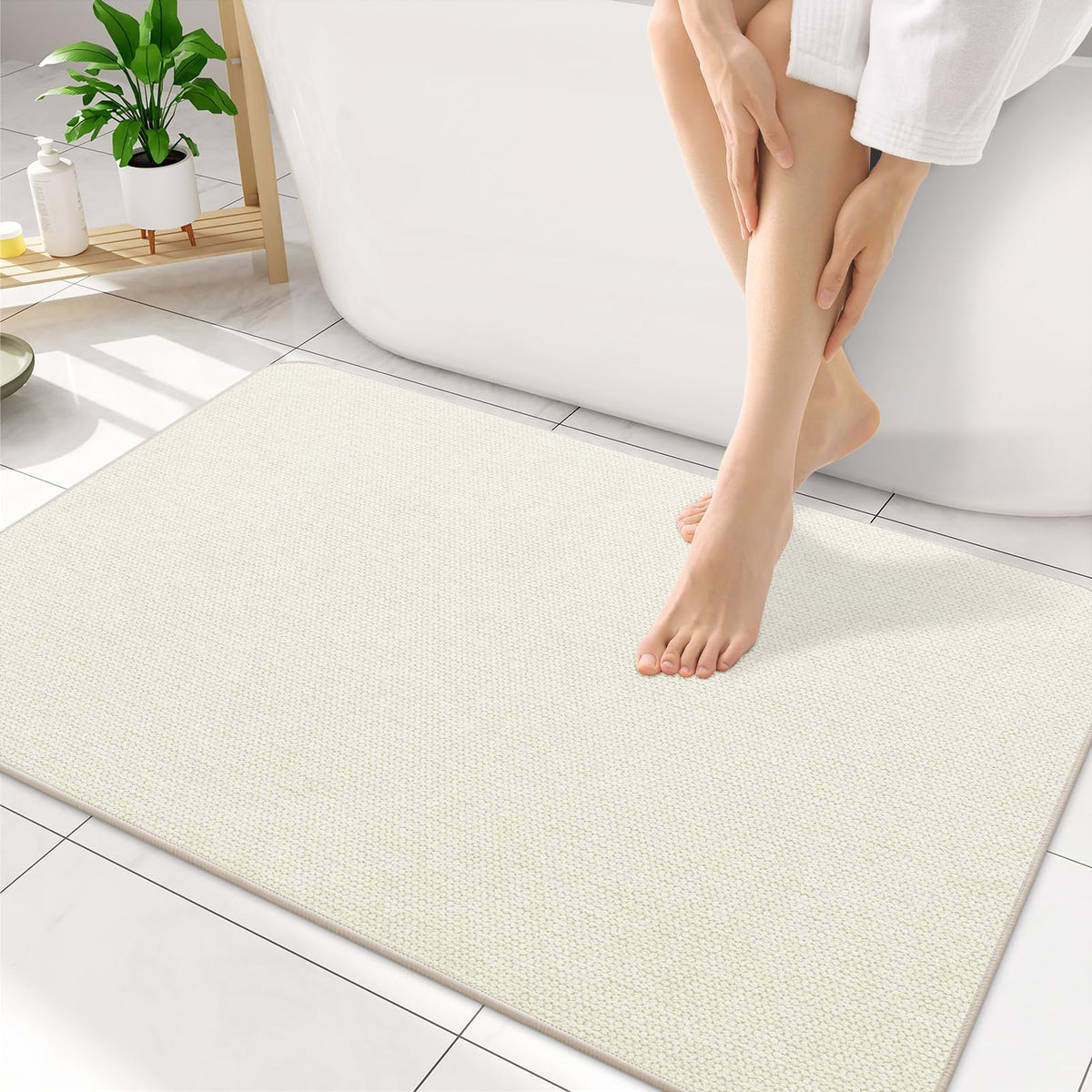 Smiry Ultra Thin Bath Mat 27x17, Non Slip Rubber Washable Bathroom Rugs