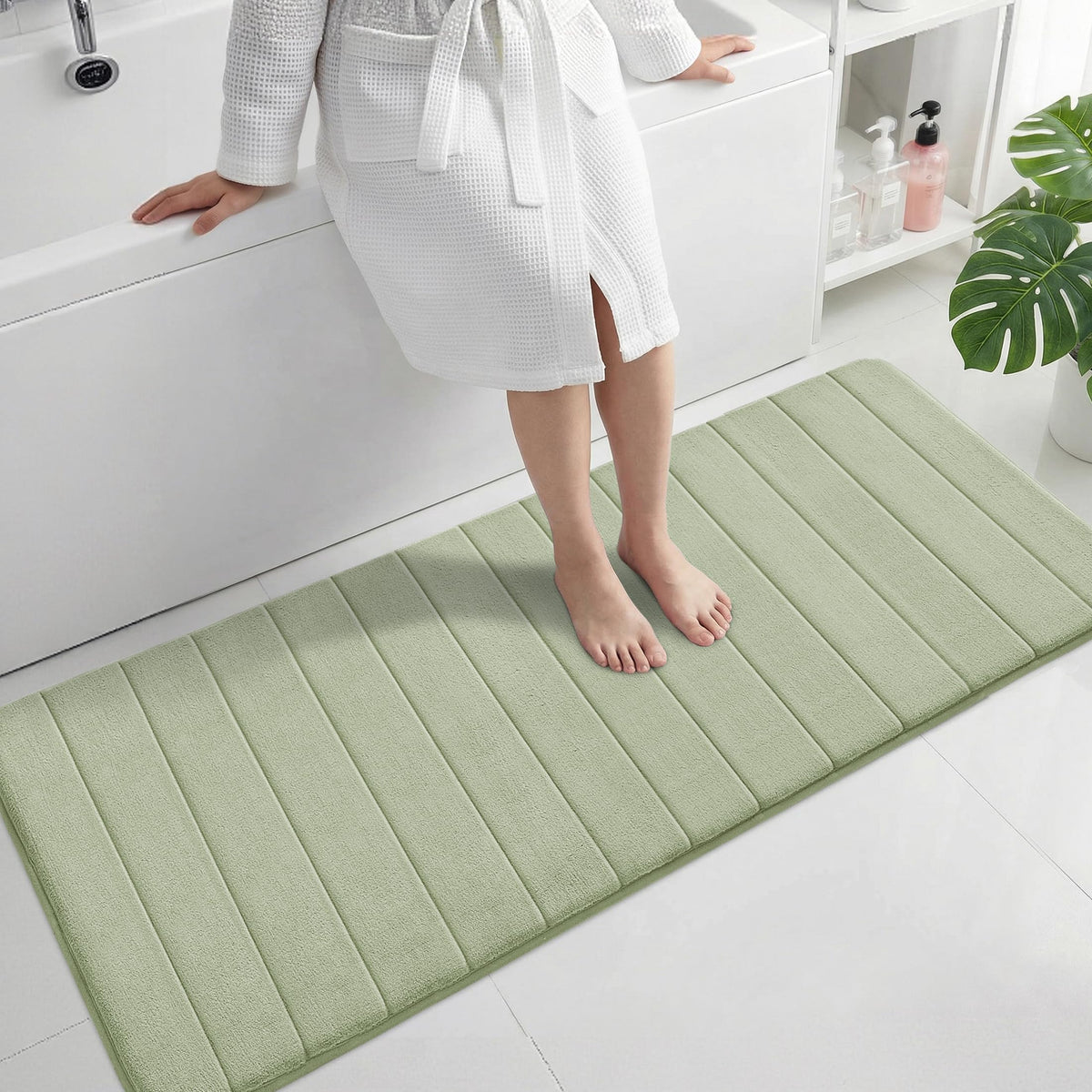Yimobra Memory Foam Bath Mat, Super Soft Absorbent Bathroom Rug Non Slip 31.5x20 Inch, Quick Dry, Machine Washable Floor Carpet for Tub Shower, Home Decor Accessories, Beige