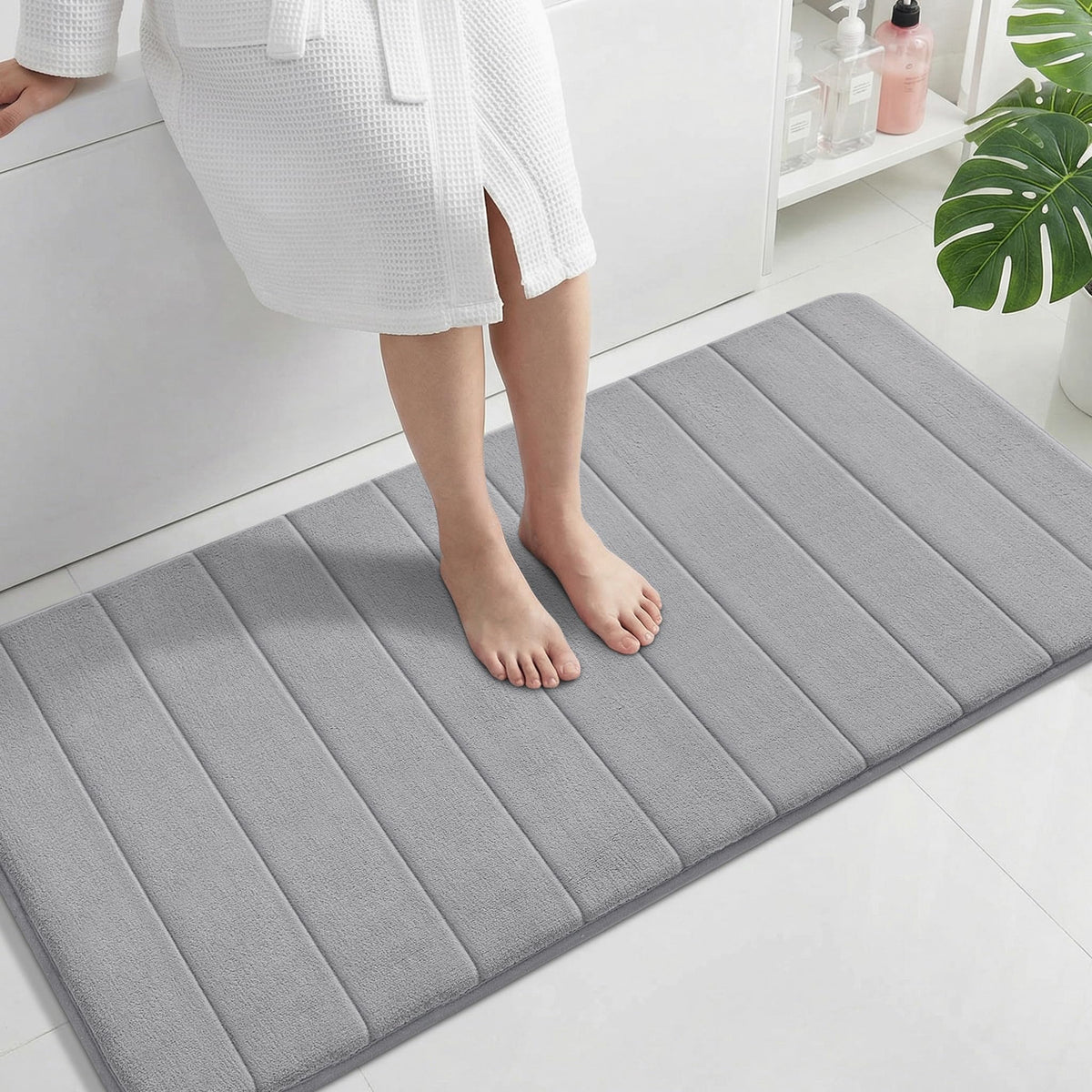 Yimobra Memory Foam Bath Mat, Super Soft Absorbent Bathroom Rug Non Slip 31.5x20 Inch, Quick Dry, Machine Washable Floor Carpet for Tub Shower, Home Decor Accessories, Beige