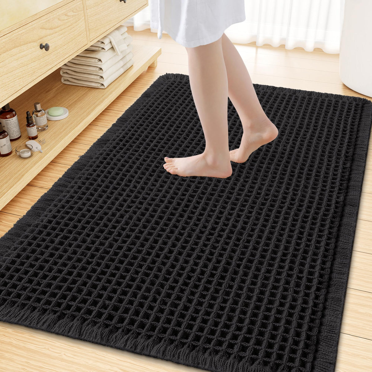 Smiry Waffle Bath Mat 24X16, Soft Absorbent Bathroom Rugs, Brown & Cream