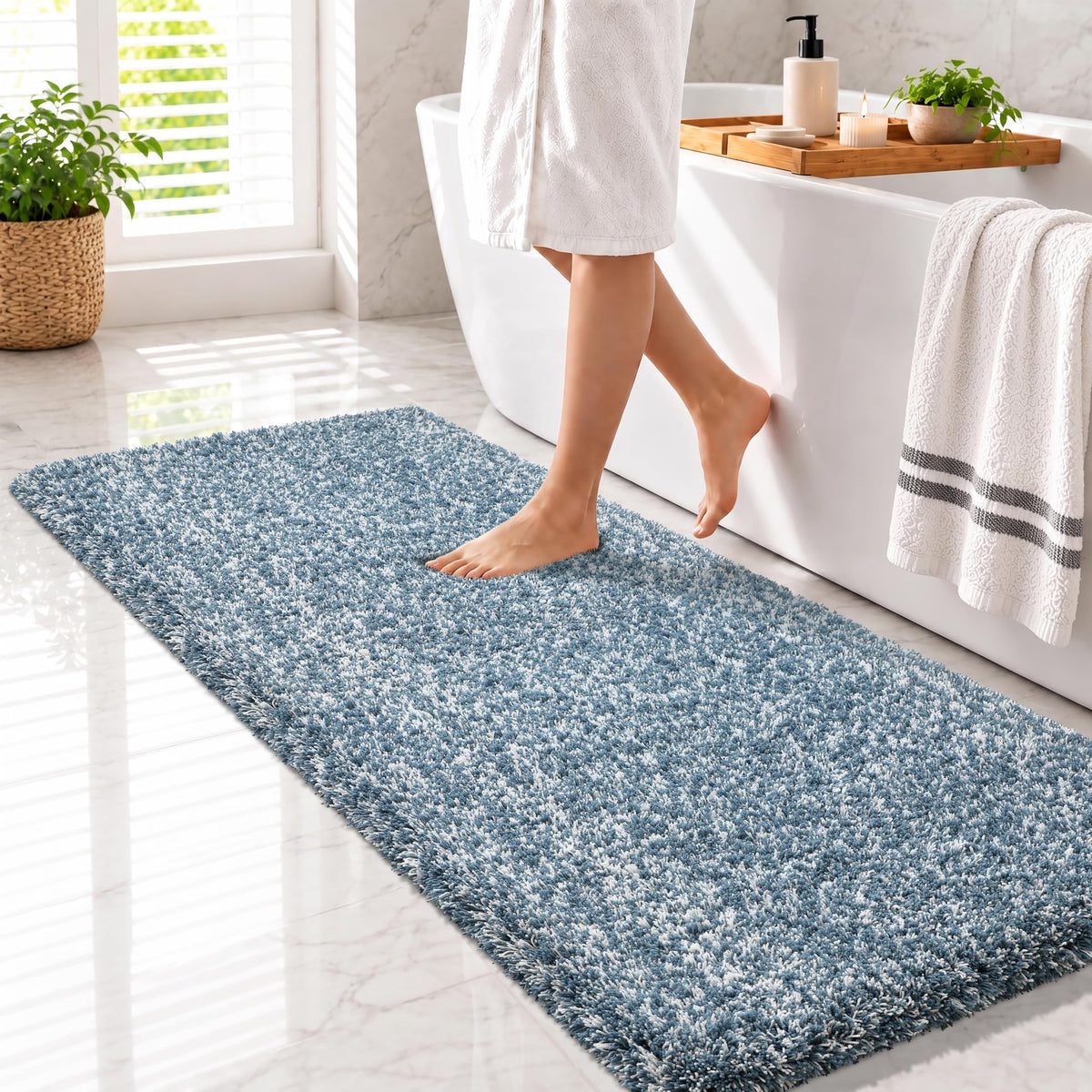 Yimobra Bathroom Rugs Non Slip Washable 32X20, Ultra Soft and Water Absorbent Bath Mats, Plush Fluffy Shower Mat Outside, Microfiber Thick Matts for Bathroom Floor/Tub, Light Gray and White