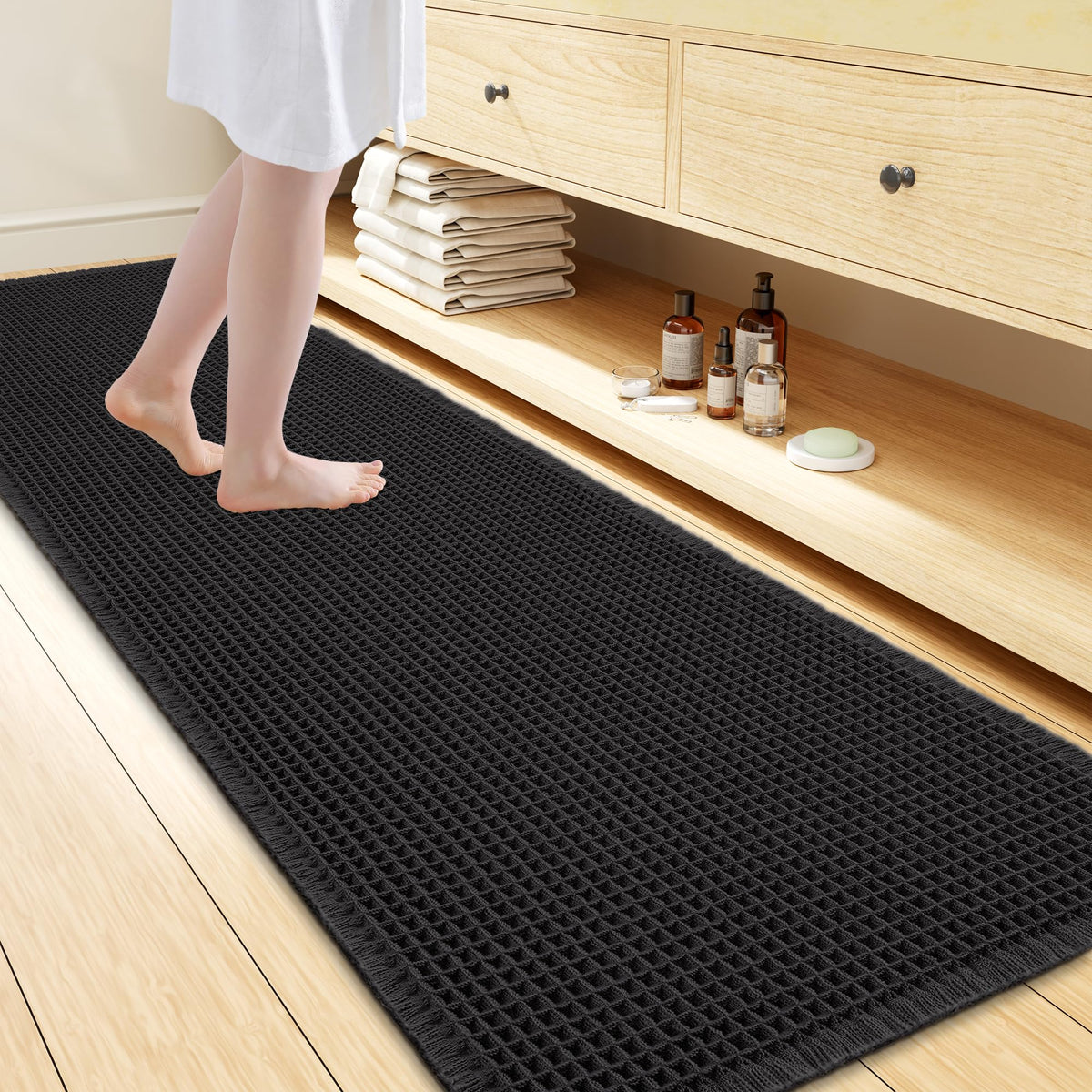 Smiry Waffle Bath Mat 24X16, Soft Absorbent Bathroom Rugs, Brown & Cream