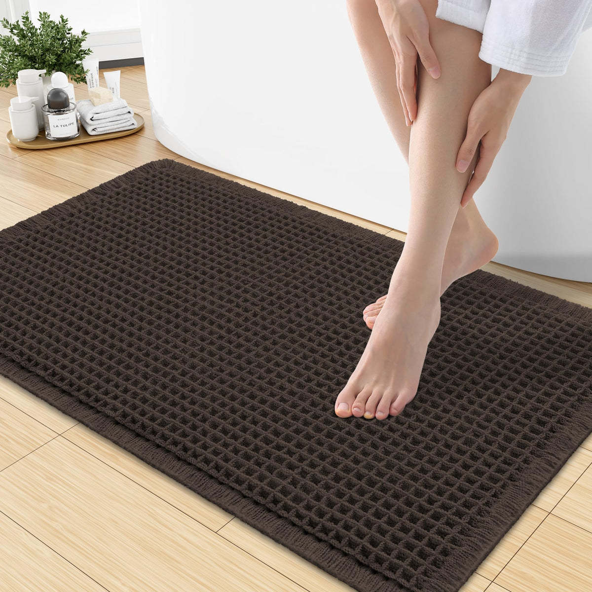 Smiry Waffle Bath Mat 24X16, Soft Absorbent Bathroom Rugs, Brown & Cream