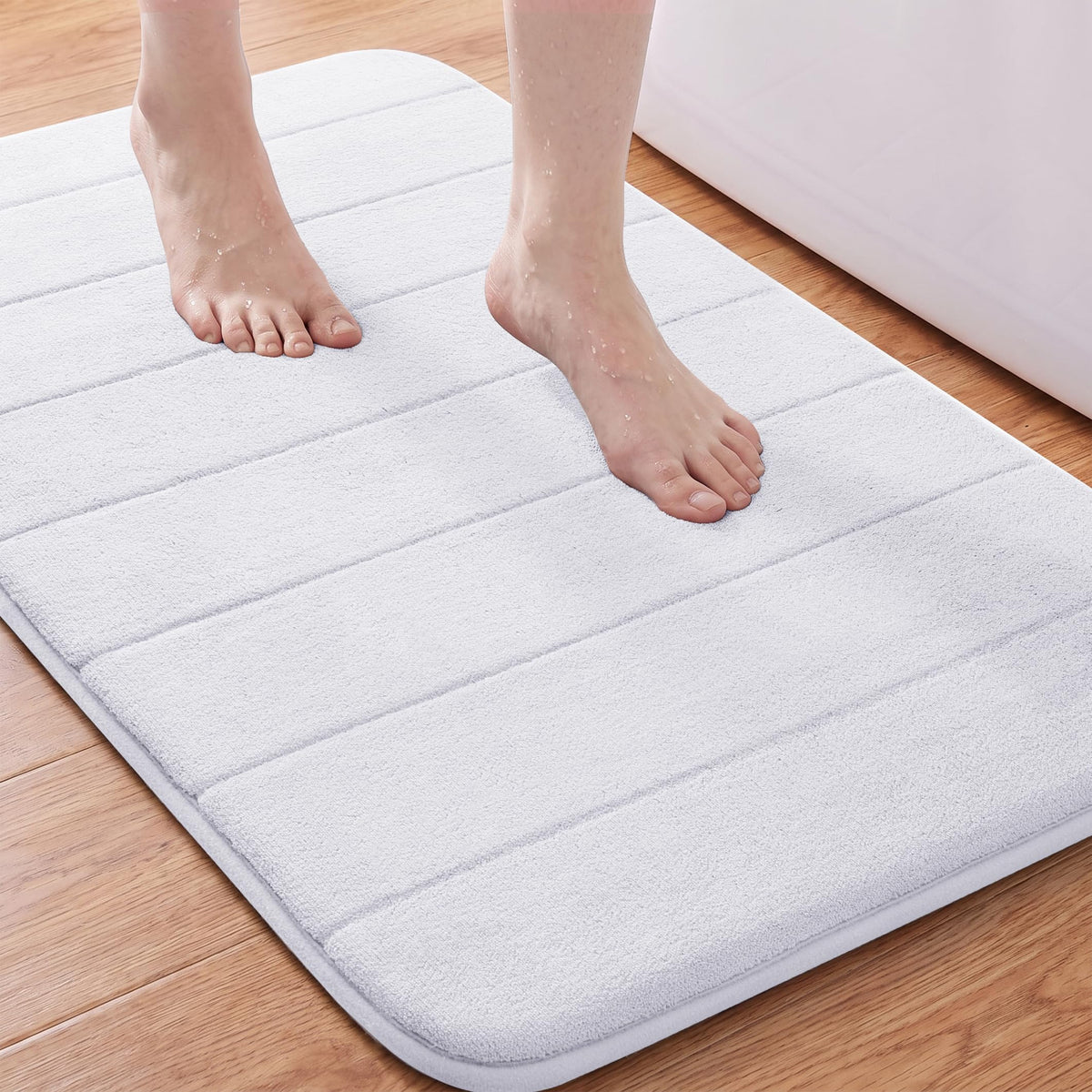 Yimobra Memory Foam Bath Mat, Super Soft Absorbent Bathroom Rug Non Slip 31.5x20 Inch, Quick Dry, Machine Washable Floor Carpet for Tub Shower, Home Decor Accessories, Beige