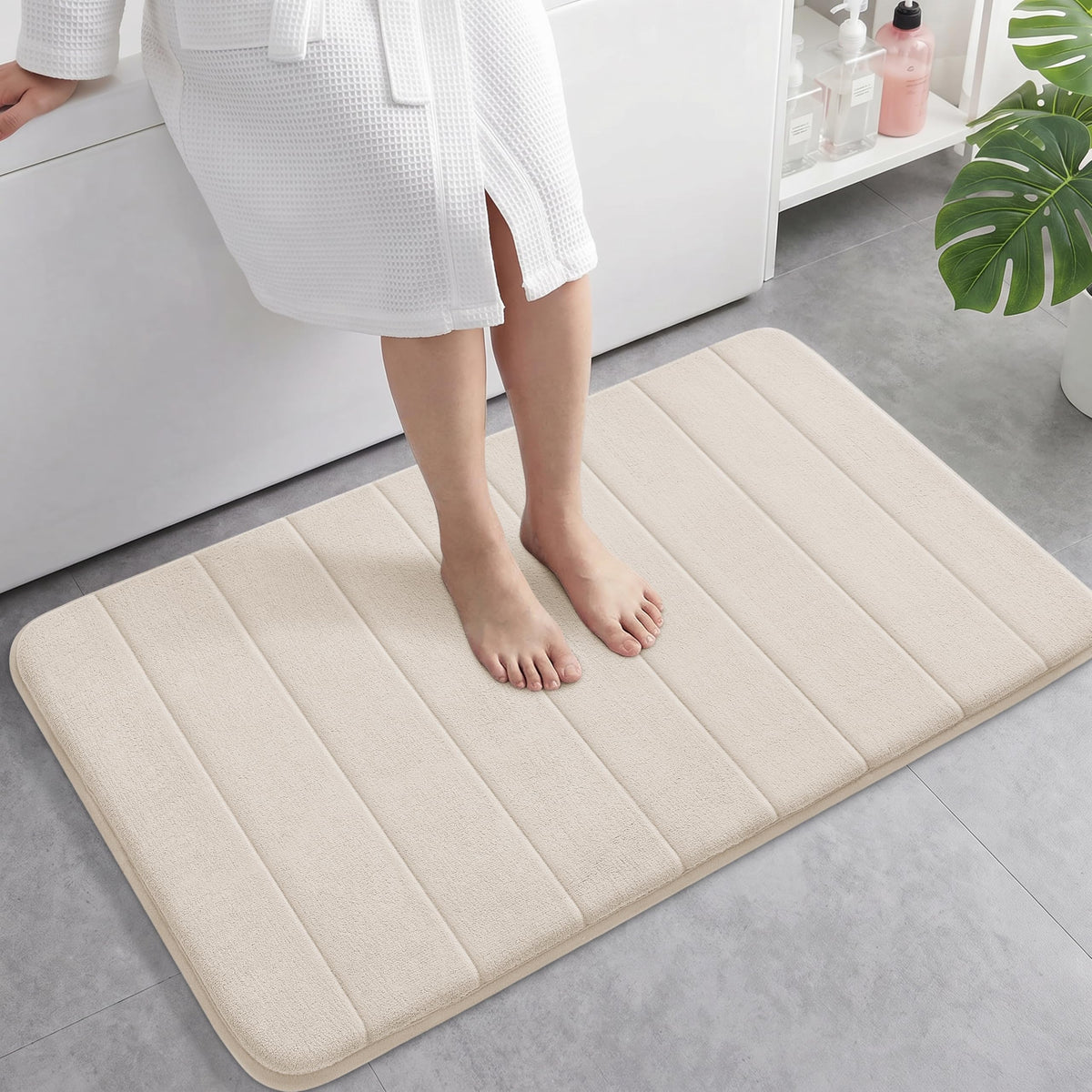 Yimobra Memory Foam Bath Mat, Super Soft Absorbent Bathroom Rug Non Slip 31.5x20 Inch, Quick Dry, Machine Washable Floor Carpet for Tub Shower, Home Decor Accessories, Beige