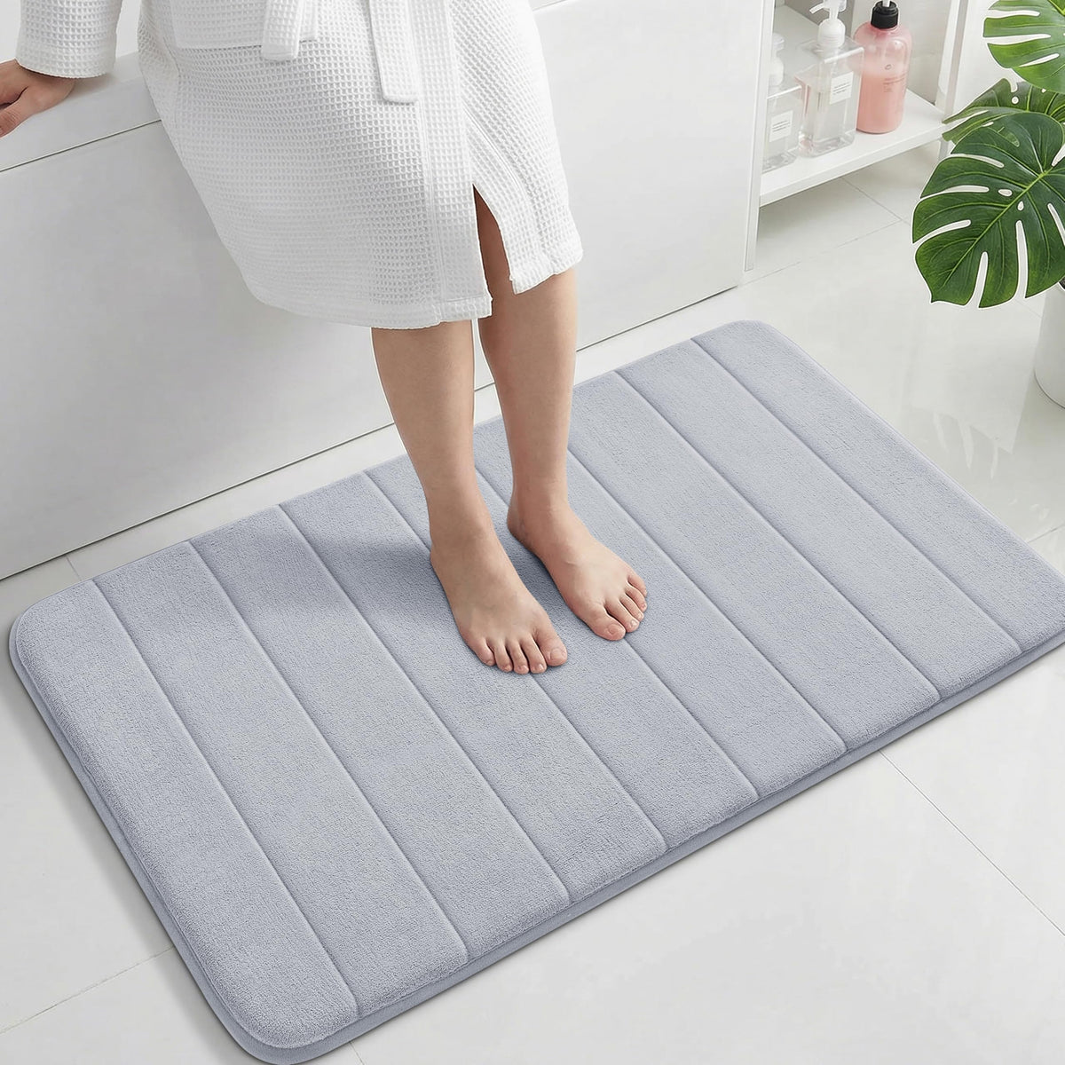 Yimobra Memory Foam Bath Mat, Super Soft Absorbent Bathroom Rug Non Slip 31.5x20 Inch, Quick Dry, Machine Washable Floor Carpet for Tub Shower, Home Decor Accessories, Beige