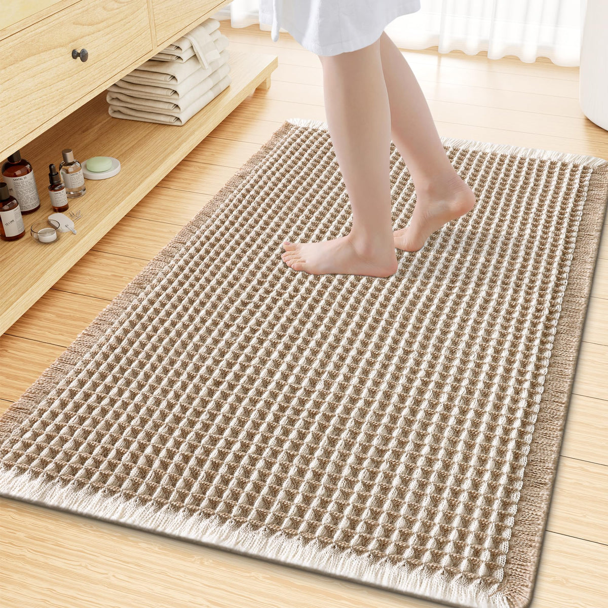 Smiry Waffle Bath Mat 24X16, Soft Absorbent Bathroom Rugs, Brown & Cream