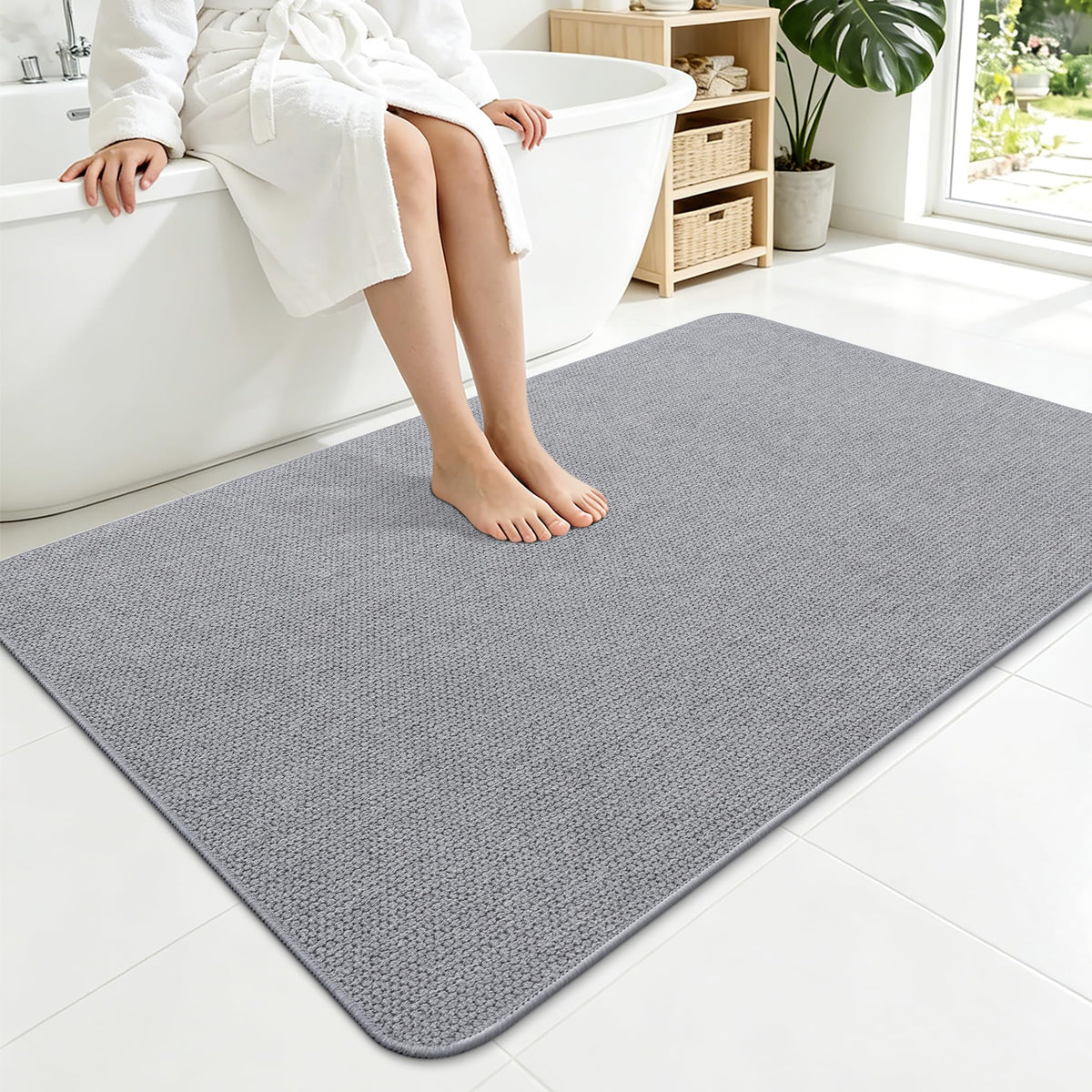 Smiry Ultra Thin Bath Mat 27x17, Non Slip Rubber Washable Bathroom Rugs