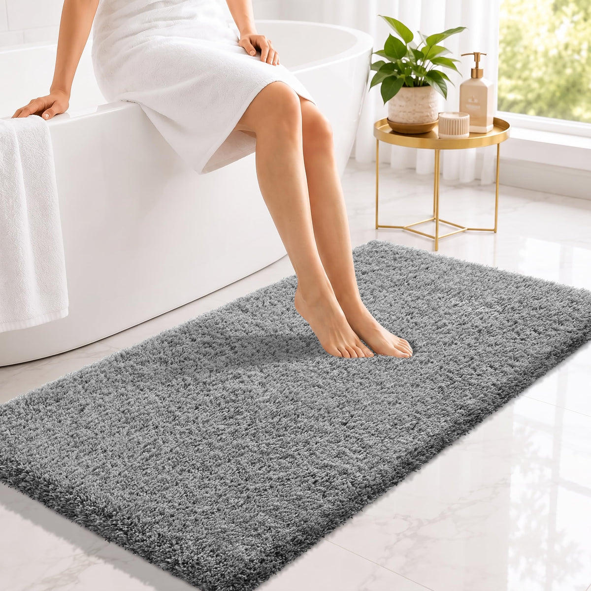 Yimobra Bathroom Rugs Non Slip Washable 32X20, Ultra Soft and Water Absorbent Bath Mats, Plush Fluffy Shower Mat Outside, Microfiber Thick Matts for Bathroom Floor/Tub, Light Gray and White