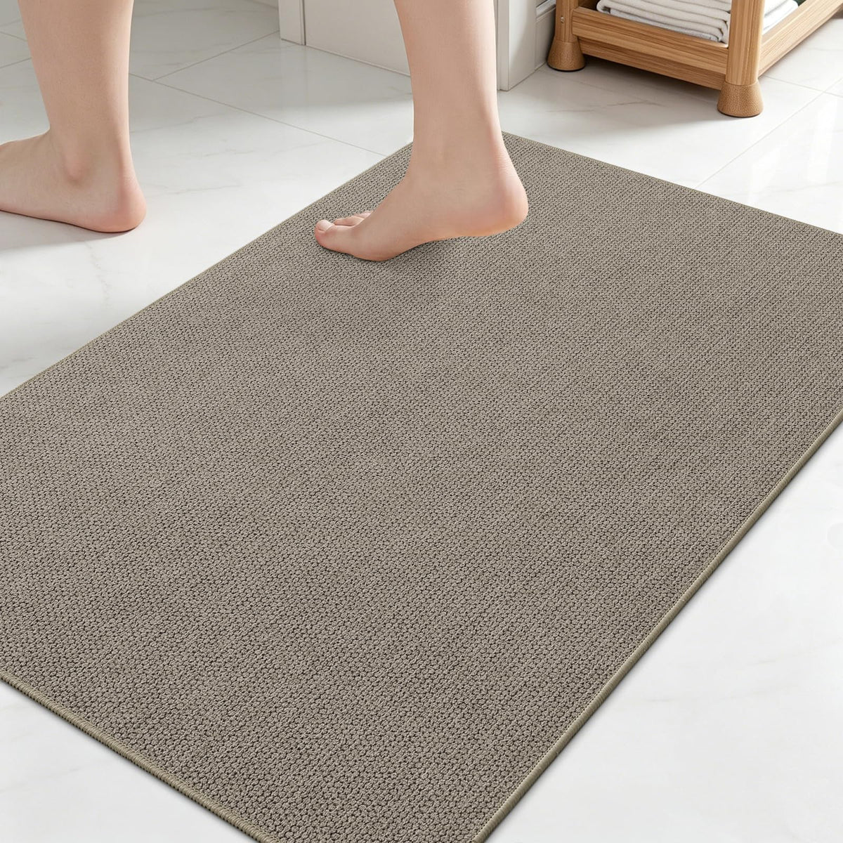 Smiry Ultra Thin Bath Mat 27x17, Non Slip Rubber Washable Bathroom Rugs
