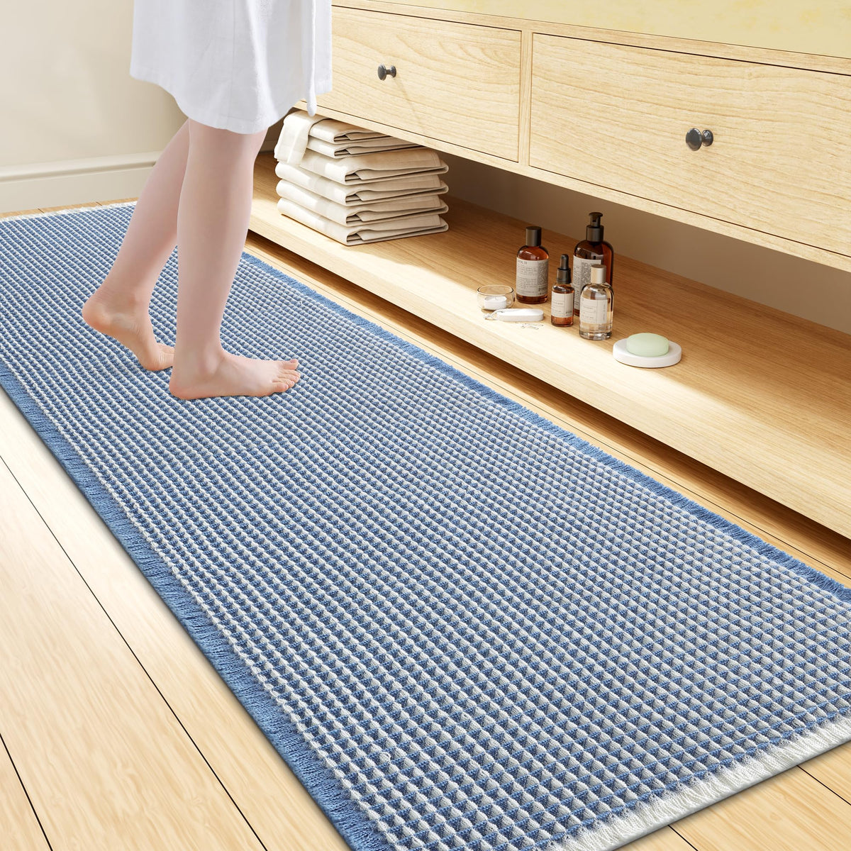 Smiry Waffle Bath Mat 24X16, Soft Absorbent Bathroom Rugs, Brown & Cream
