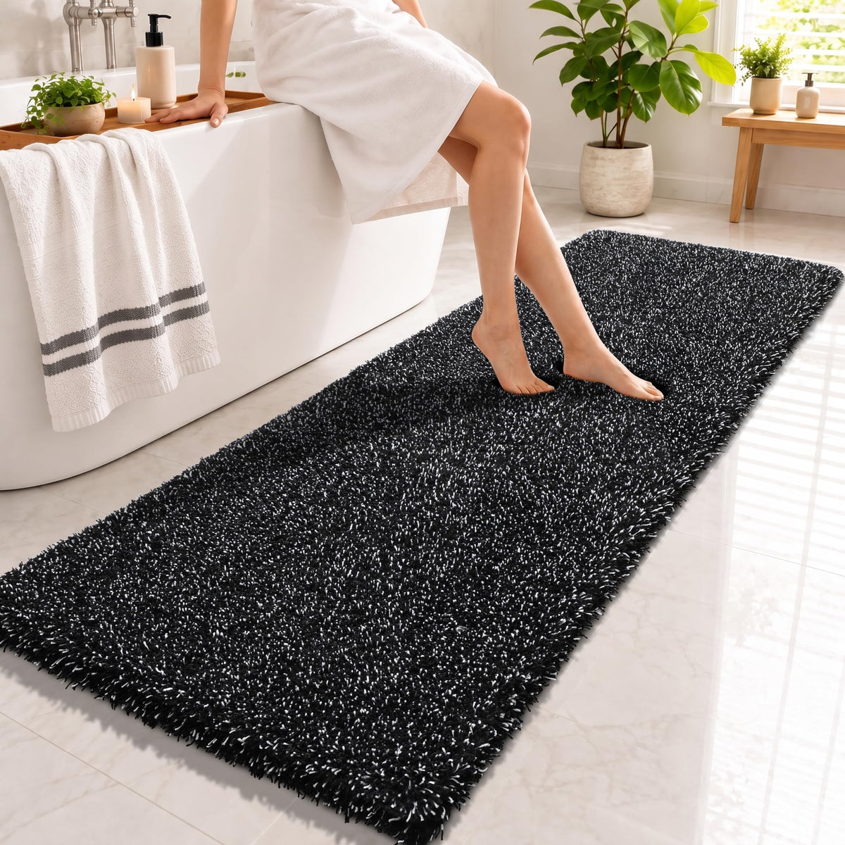 Yimobra Bathroom Rugs Non Slip Washable 32X20, Ultra Soft and Water Absorbent Bath Mats, Plush Fluffy Shower Mat Outside, Microfiber Thick Matts for Bathroom Floor/Tub, Light Gray and White