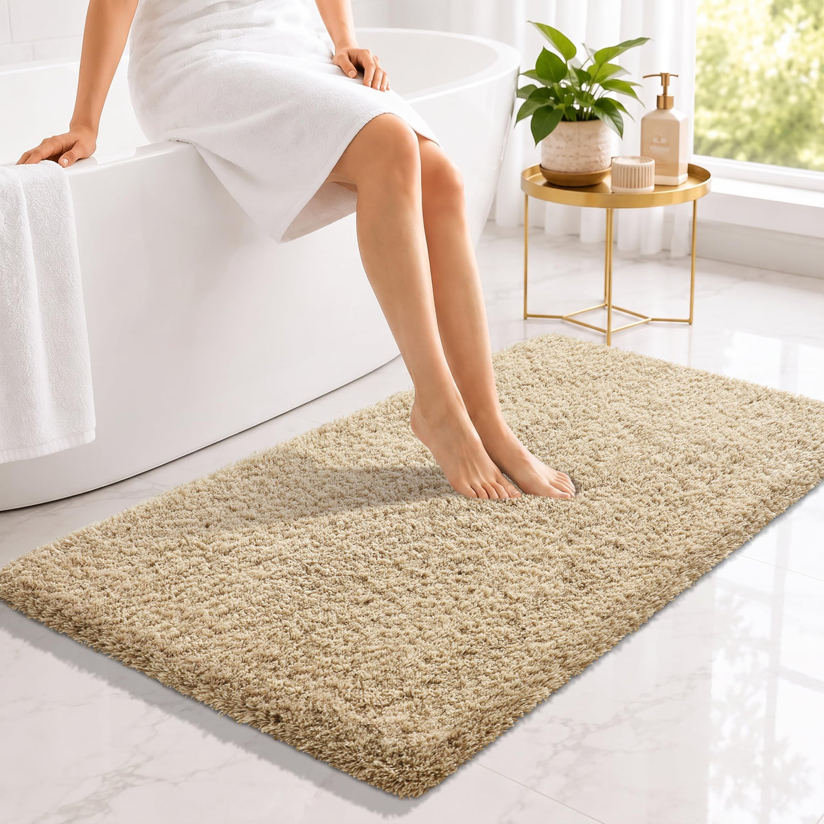 Yimobra Bathroom Rugs Non Slip Washable 32X20, Ultra Soft and Water Absorbent Bath Mats, Plush Fluffy Shower Mat Outside, Microfiber Thick Matts for Bathroom Floor/Tub, Light Gray and White